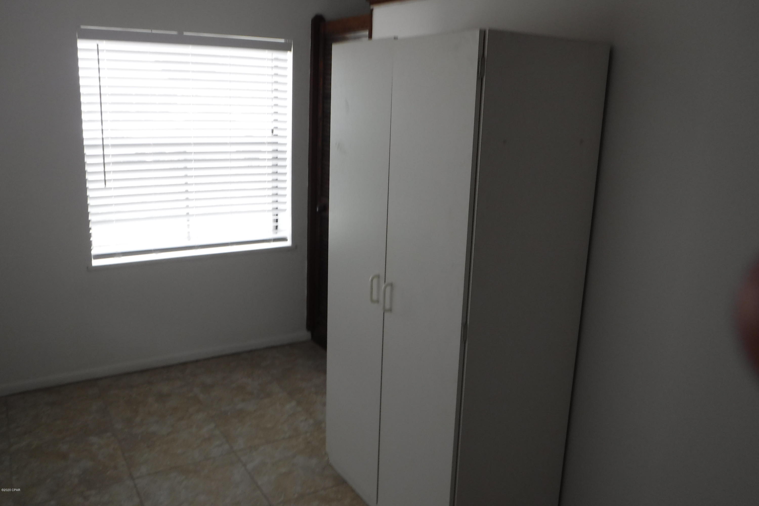 Riviera Beach 1st Add - Residential Lease