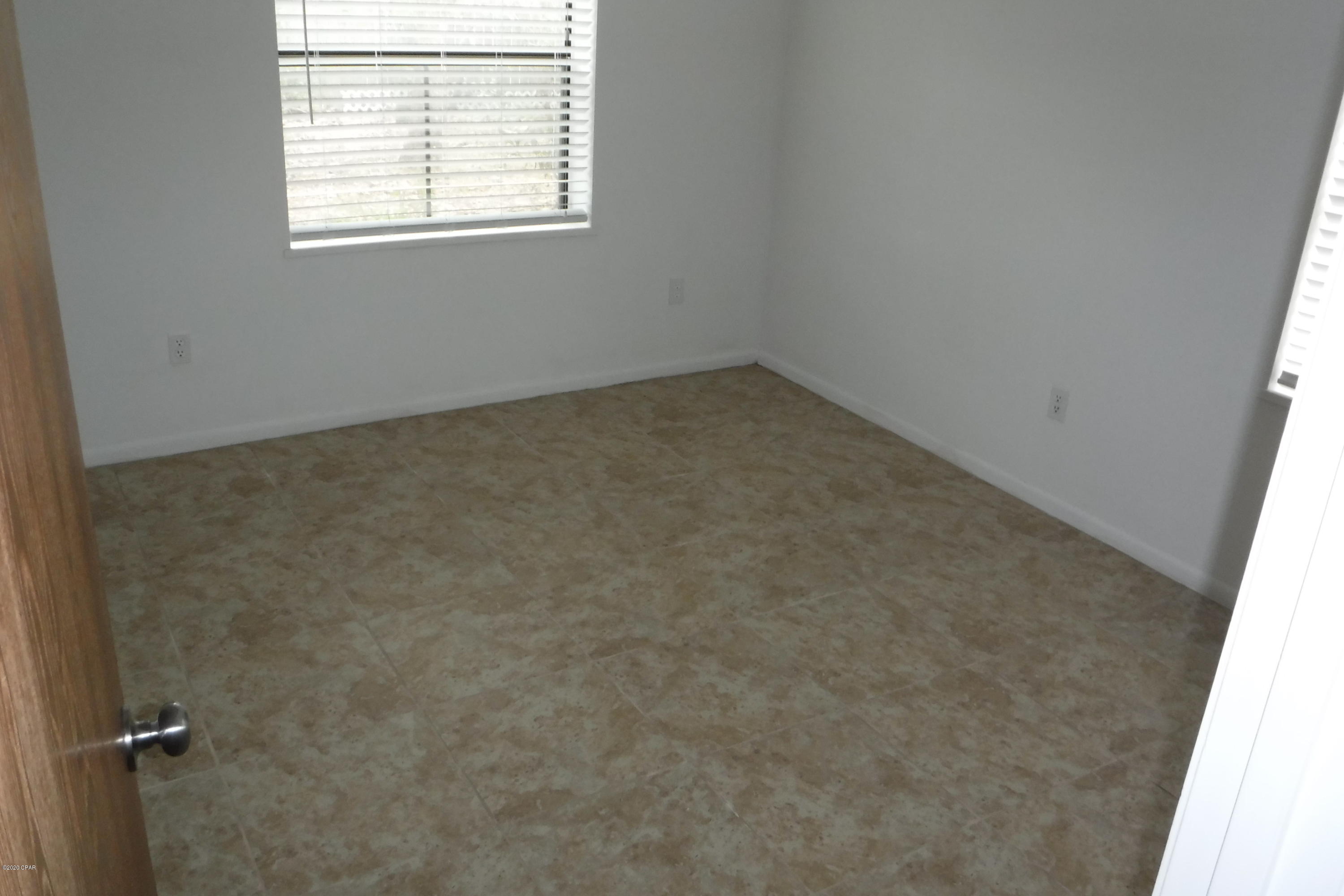 Riviera Beach 1st Add - Residential Lease