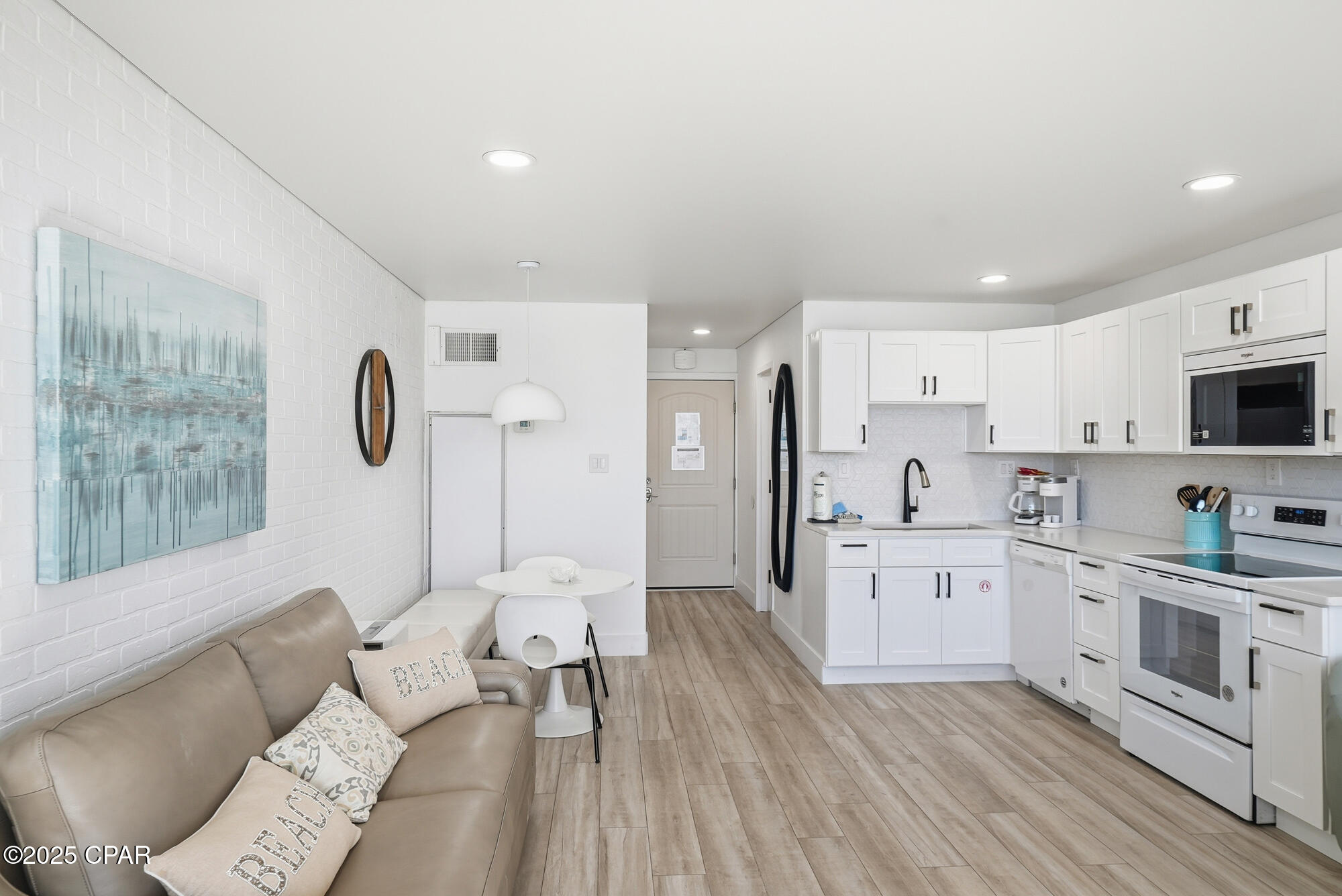 Top Of The Gulf Condo. - Residential