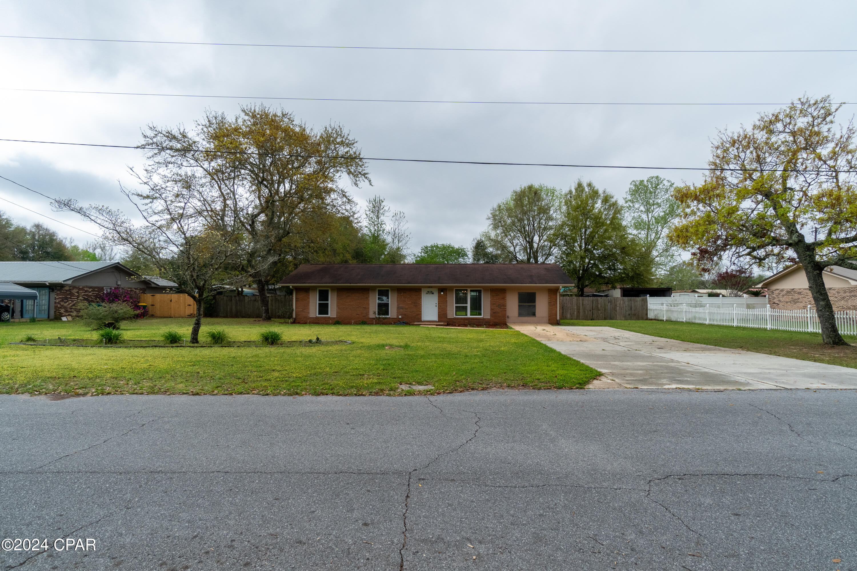 [No Recorded Subdiv] - Residential