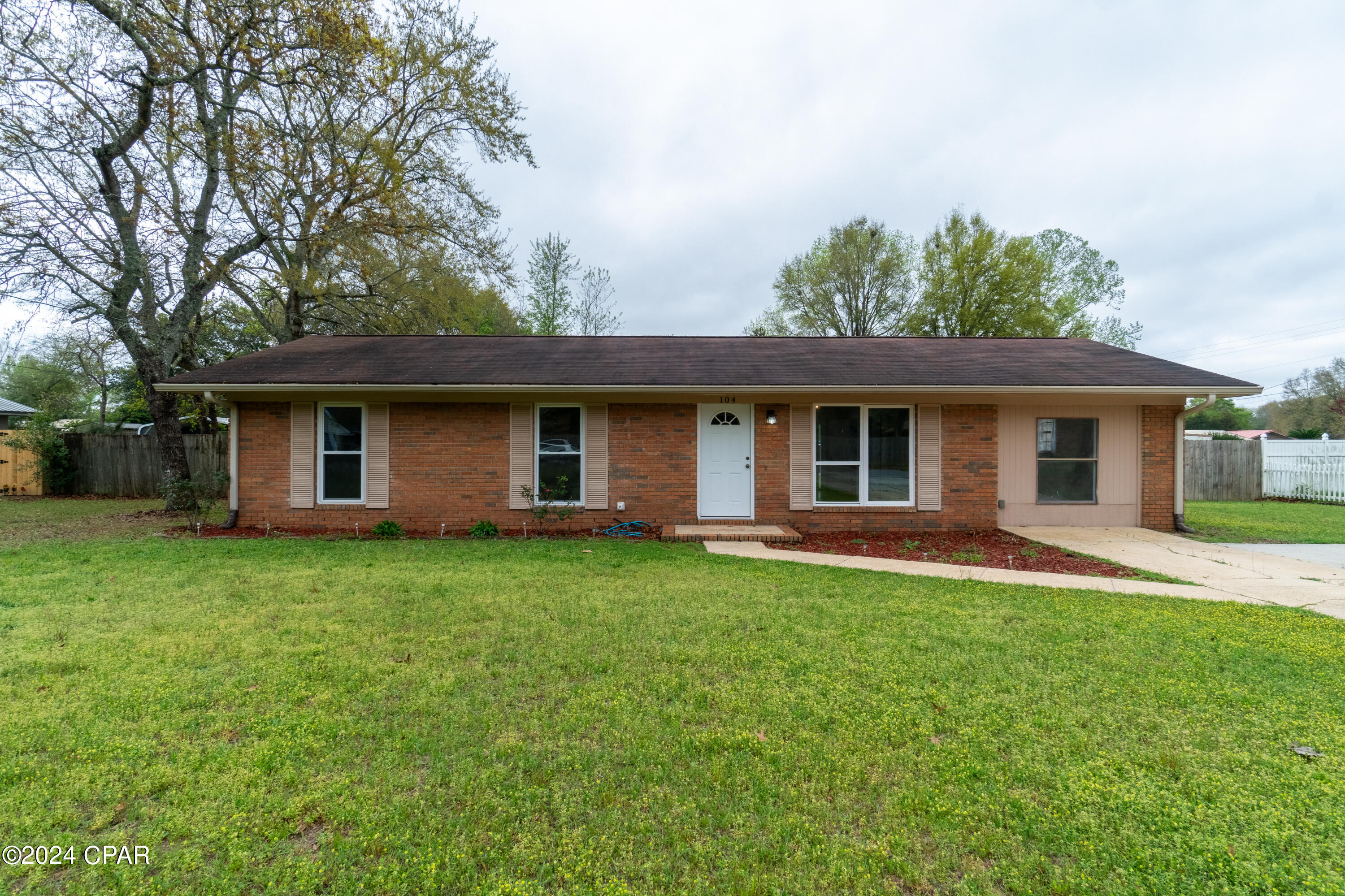 [No Recorded Subdiv] - Residential