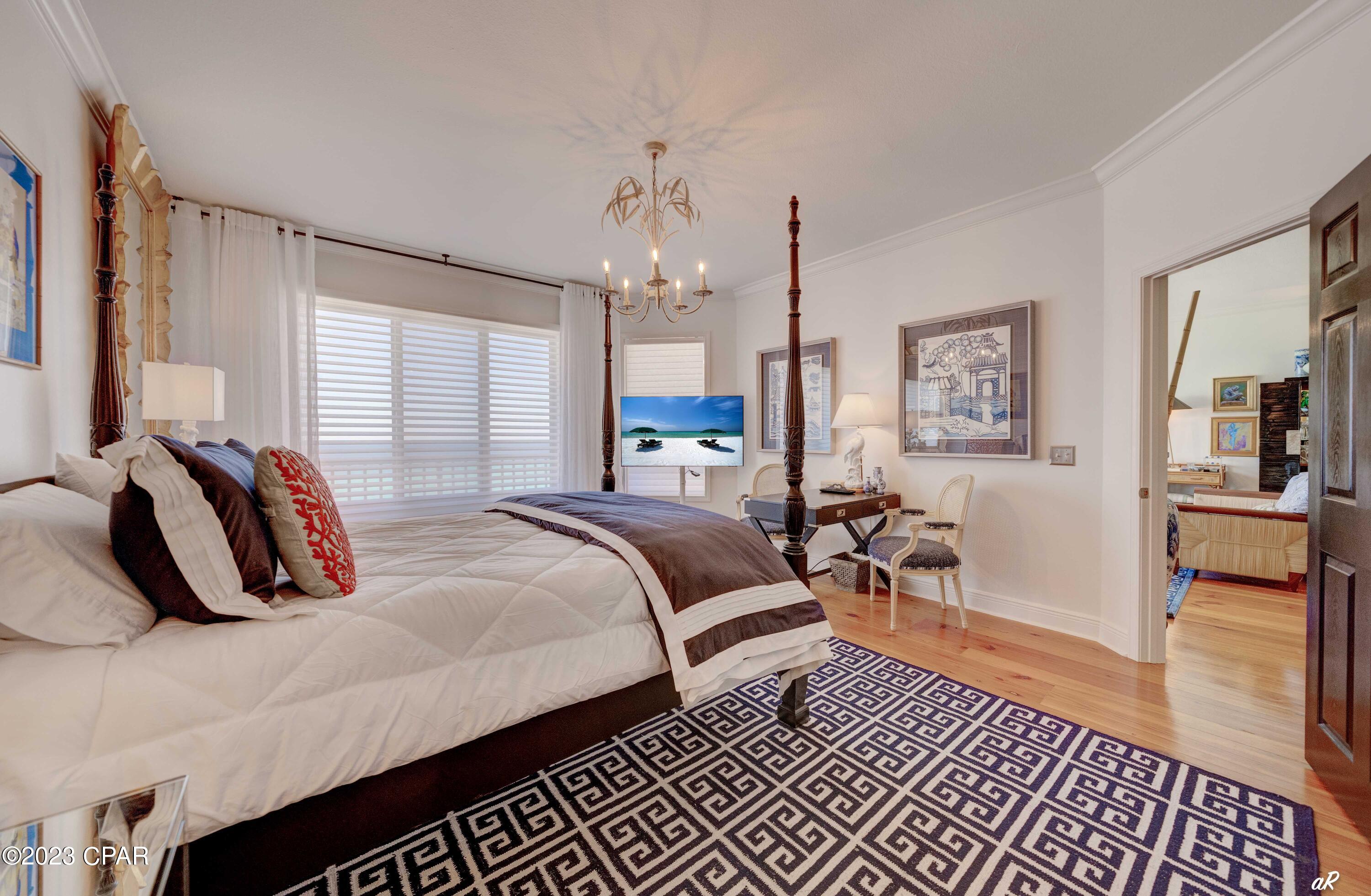 Summerwinds Condo - Residential