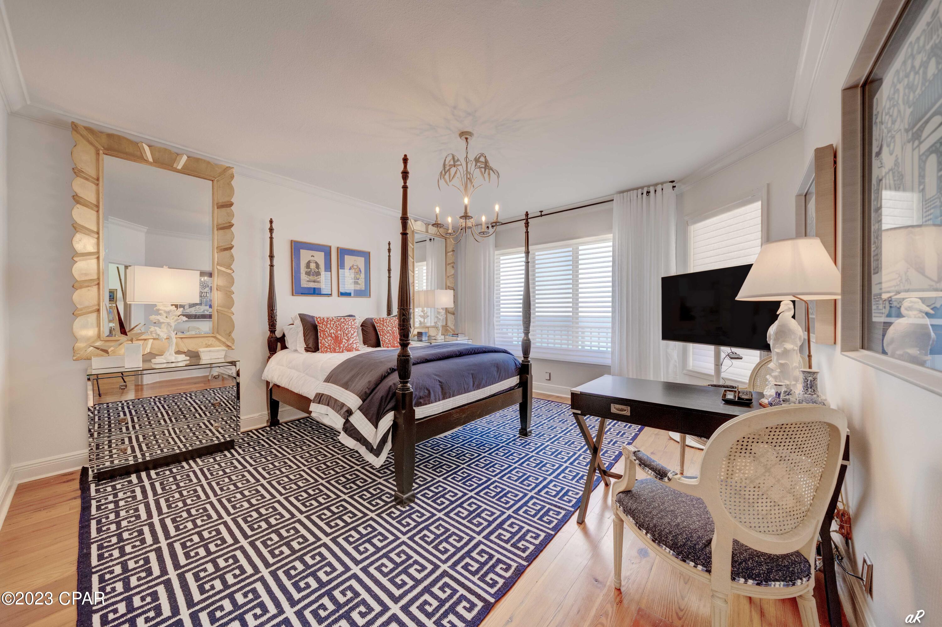 Summerwinds Condo - Residential