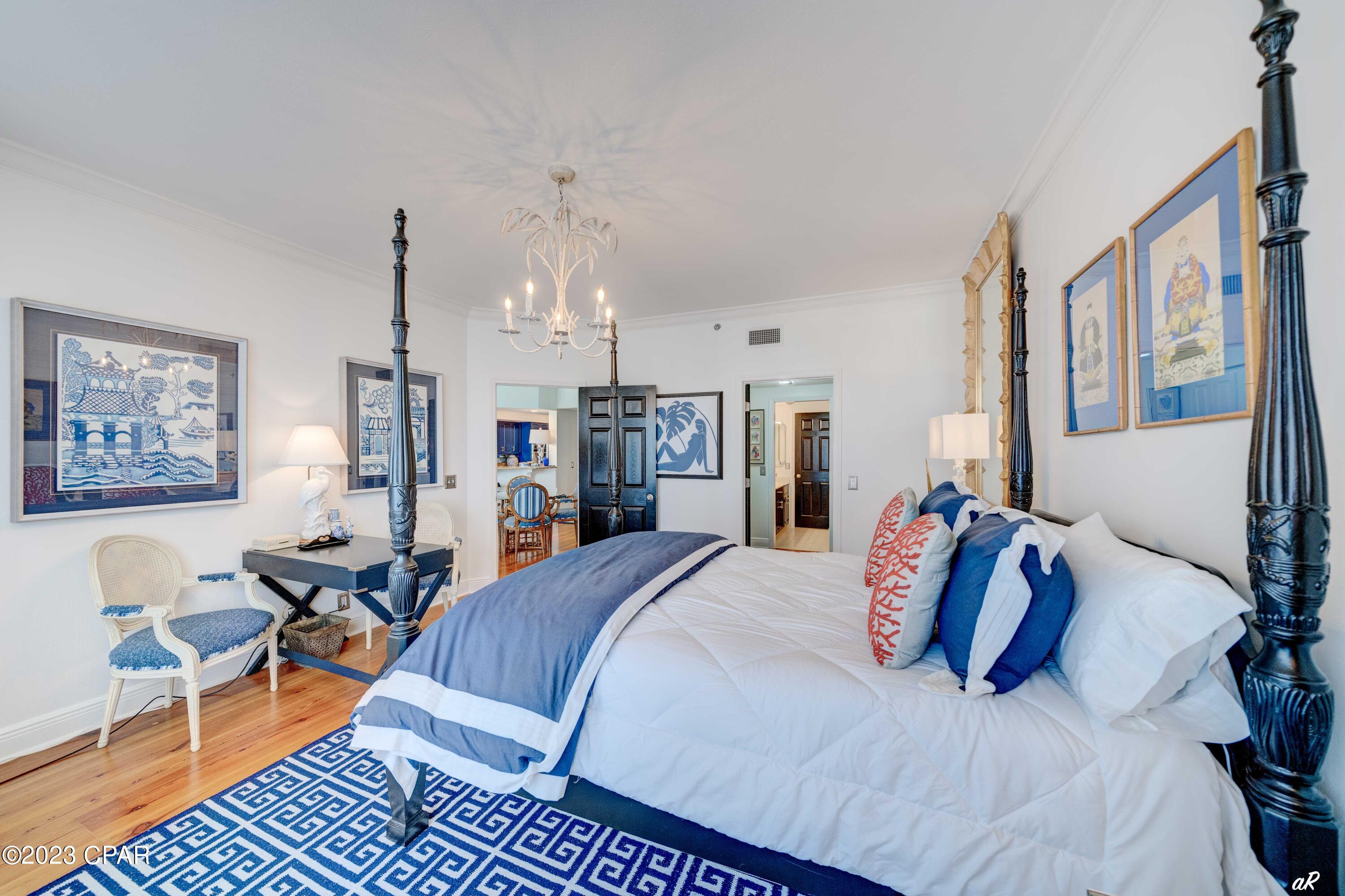 Summerwinds Condo - Residential