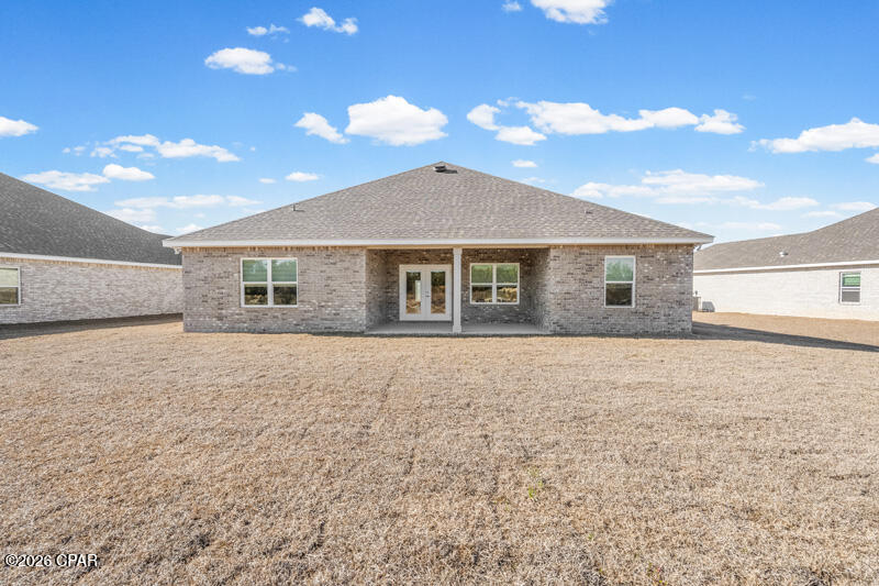 Lake Merial - Residential