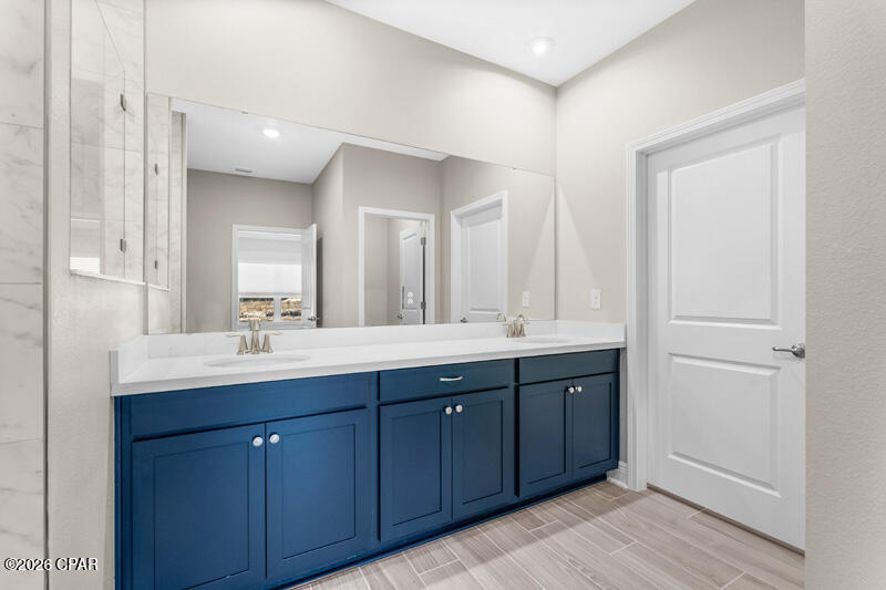 Lake Merial - Residential