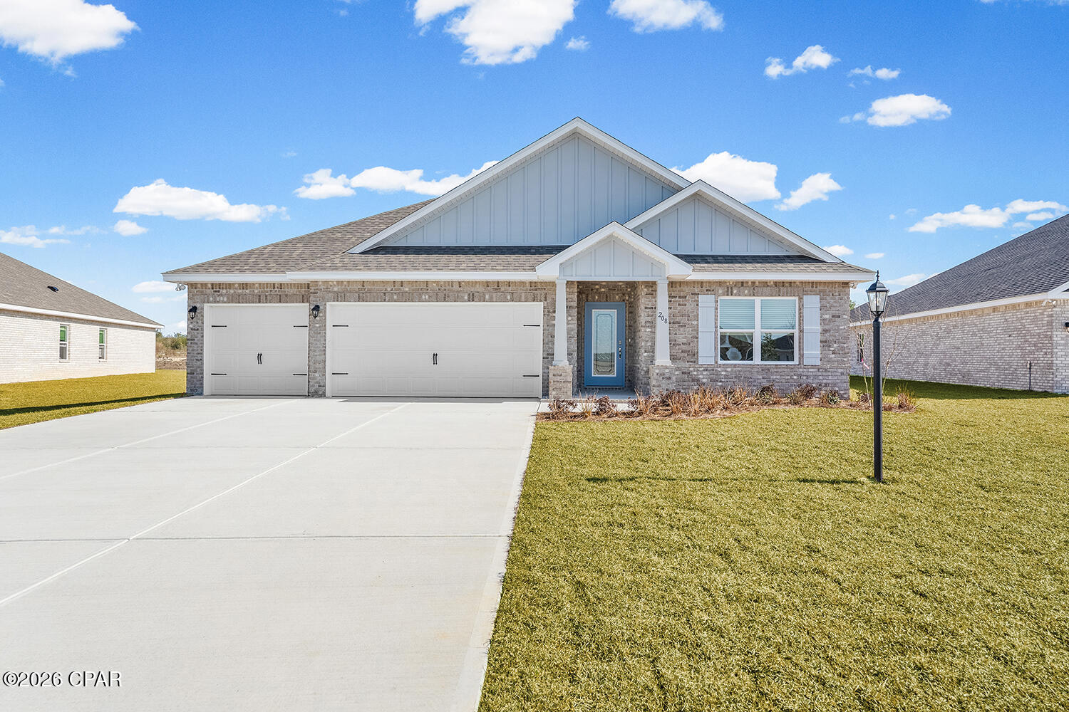 Lake Merial - Residential