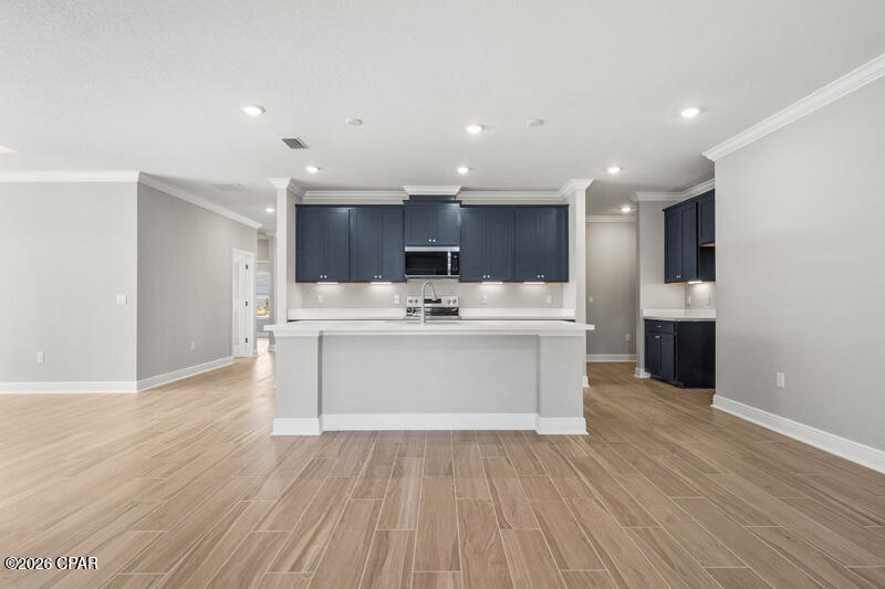 Lake Merial - Residential