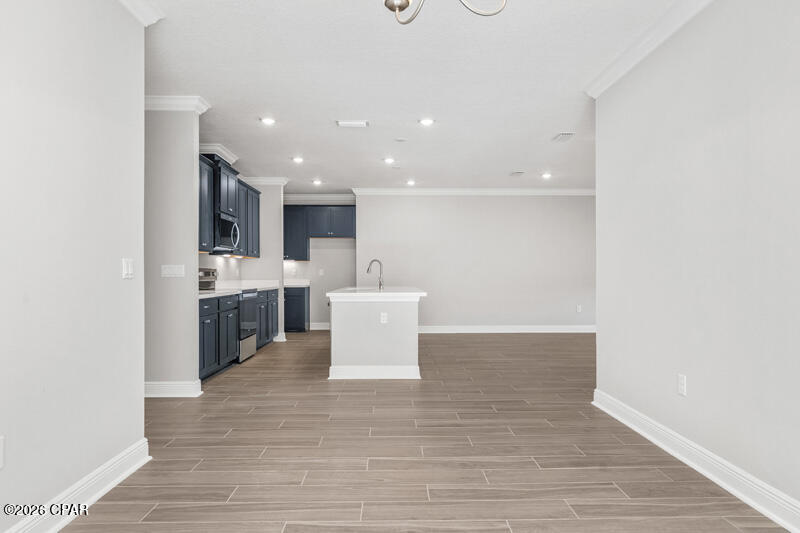 Lake Merial - Residential