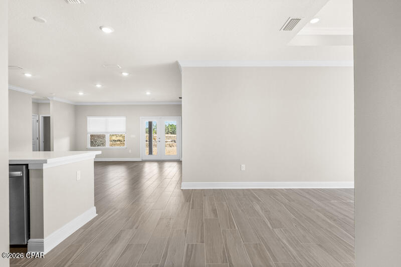 Lake Merial - Residential