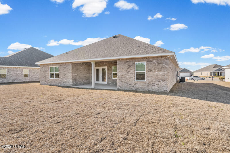 Lake Merial - Residential