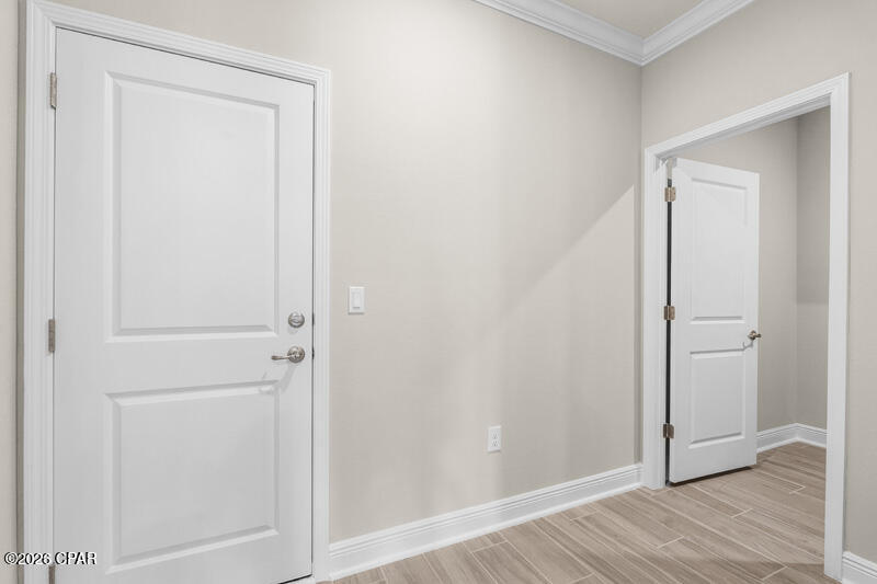 Lake Merial - Residential