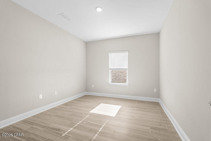 Lake Merial - Residential