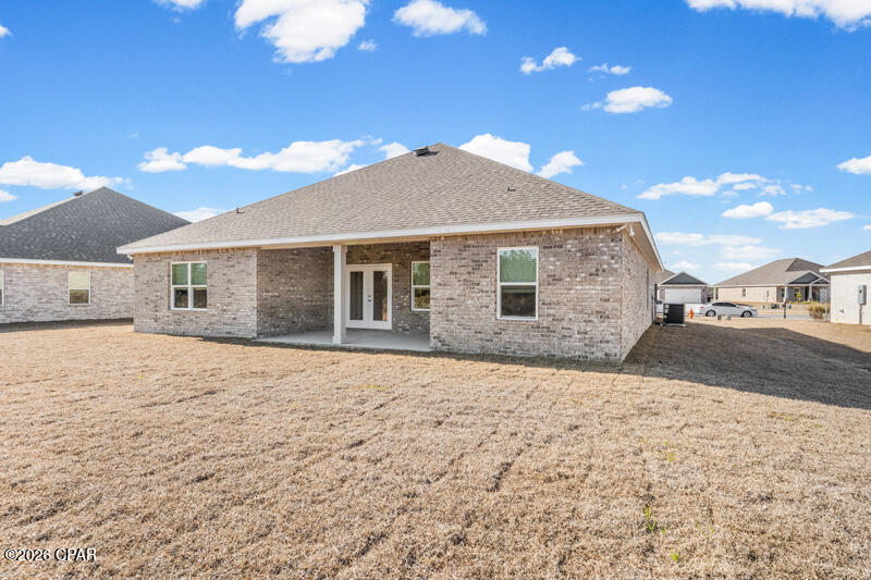 Lake Merial - Residential