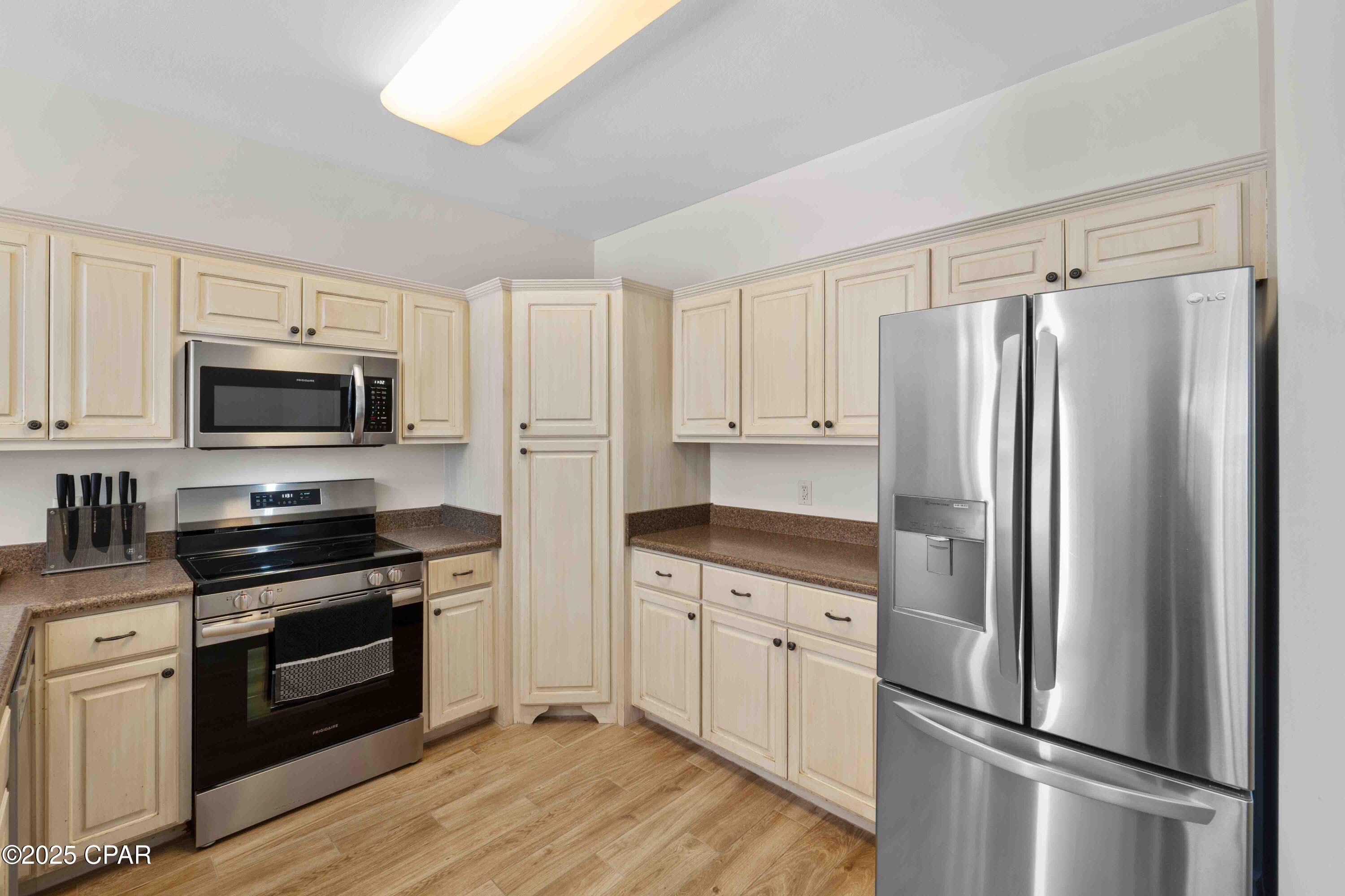 Annabella's Townhomes - Residential