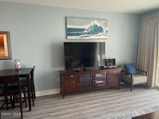 Laketown Wharf - Residential