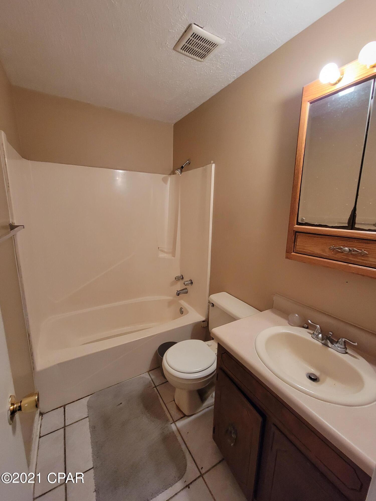 Pinnacle Pines Estate - Residential