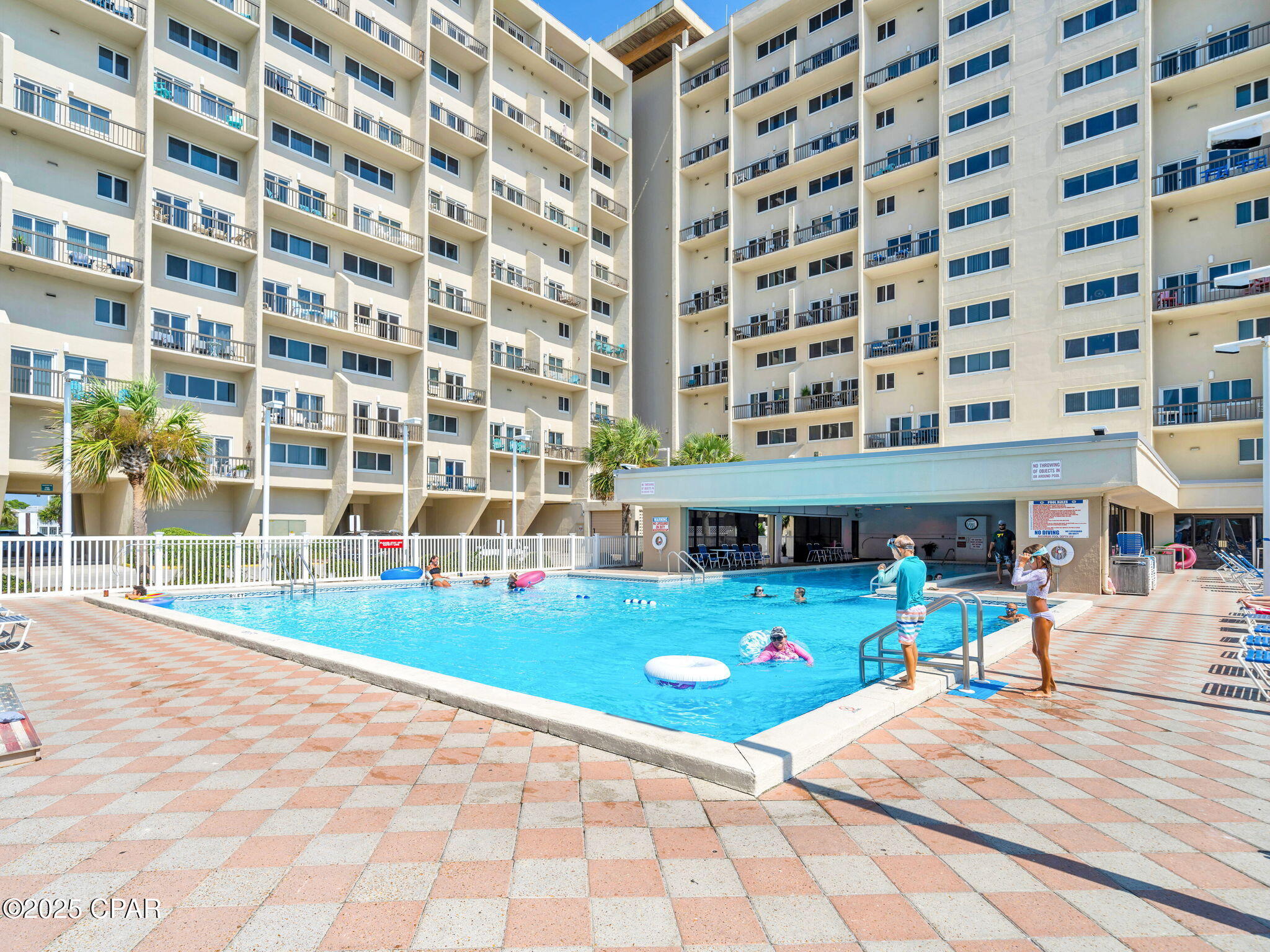 Pinnacle Port - Residential