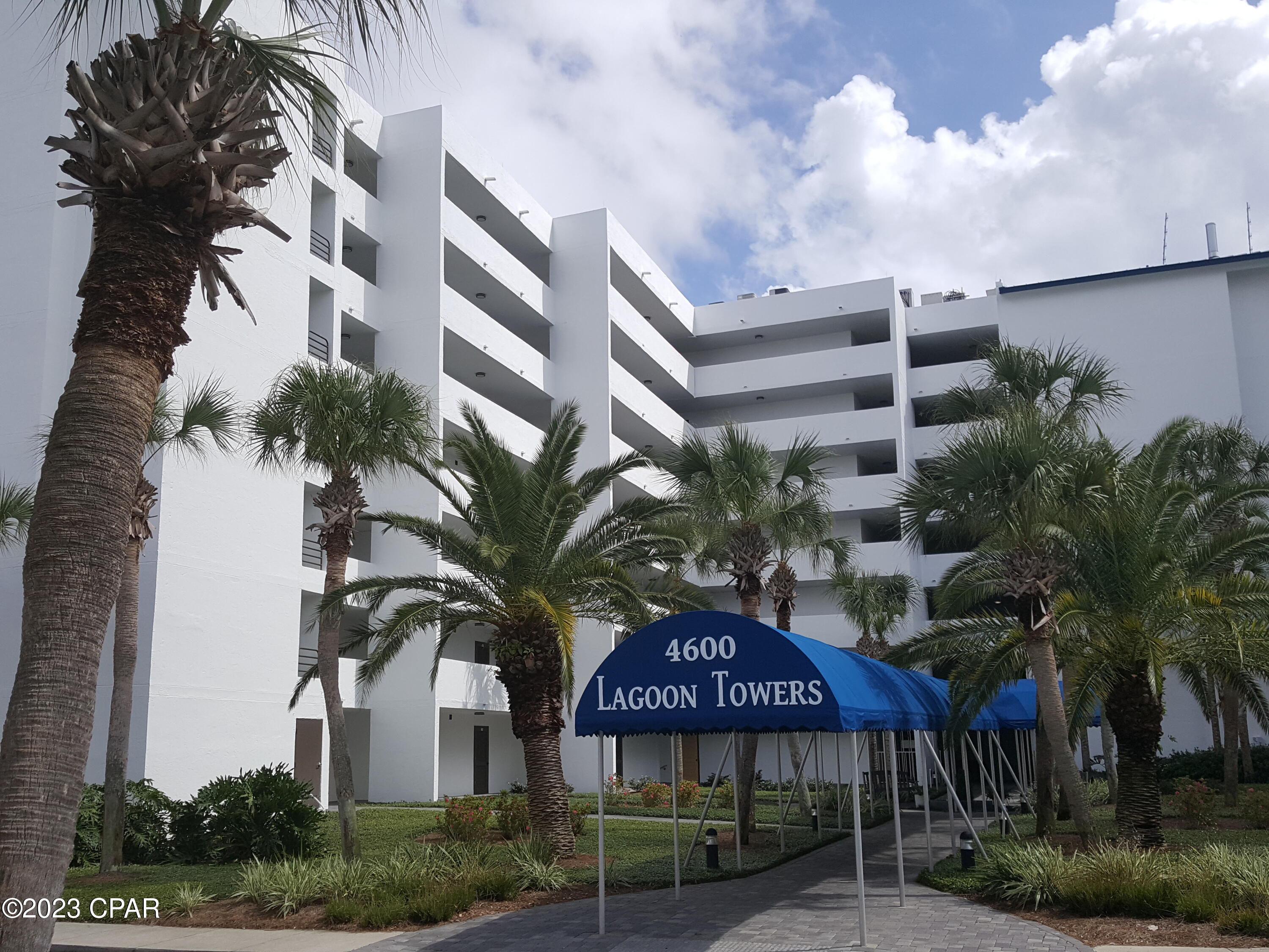 Lagoon Towers Phase I - Residential