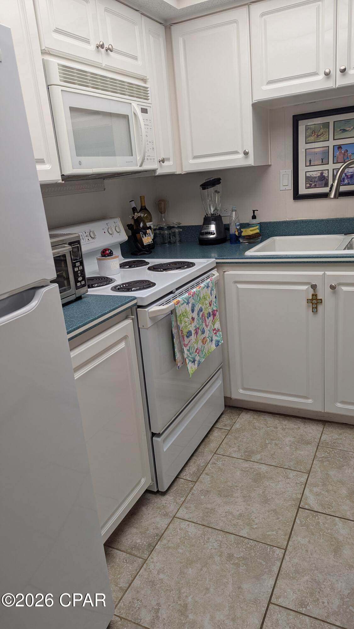 Lagoon Towers Phase I - Residential