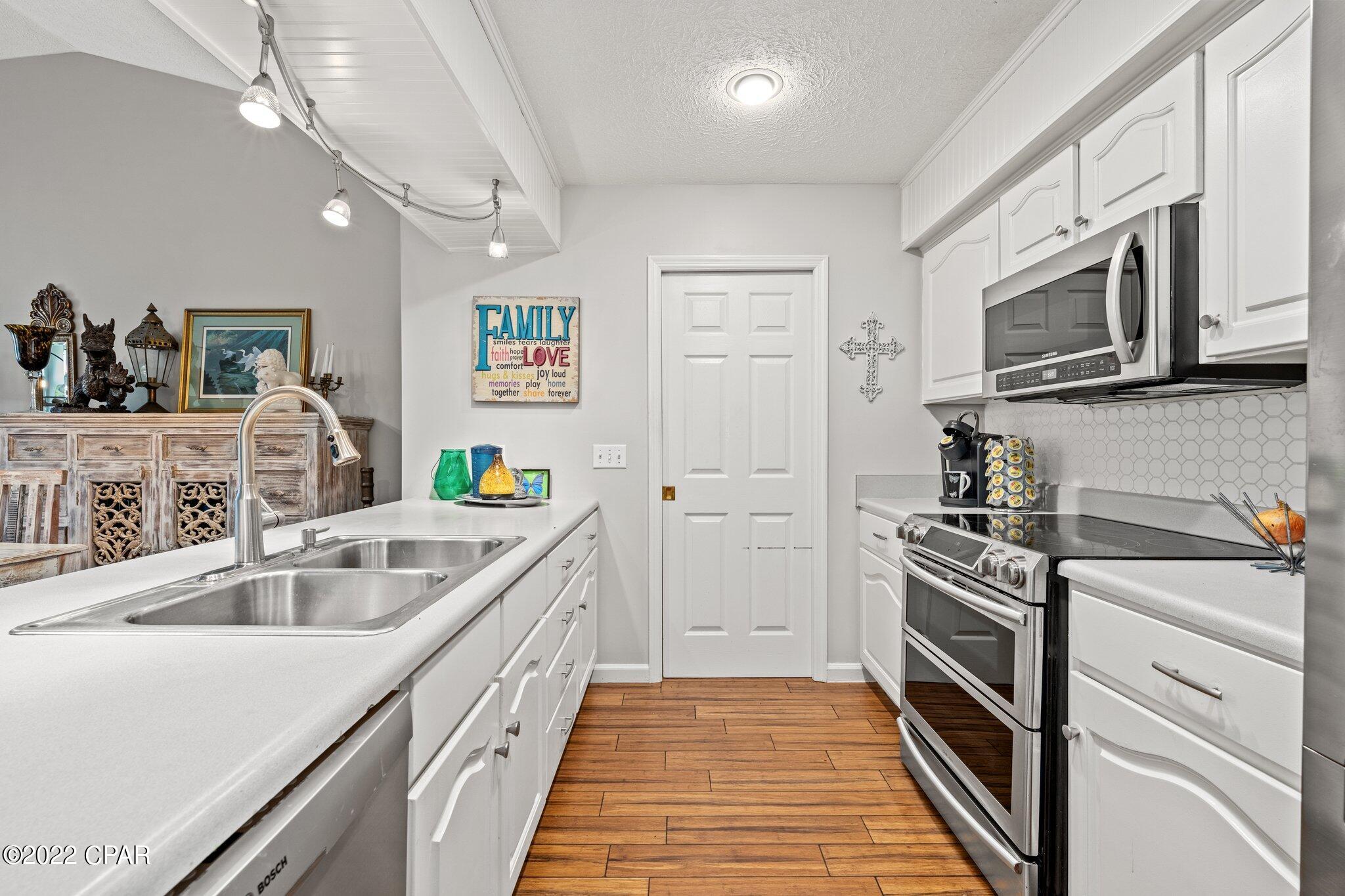 Leisure Shores - Residential