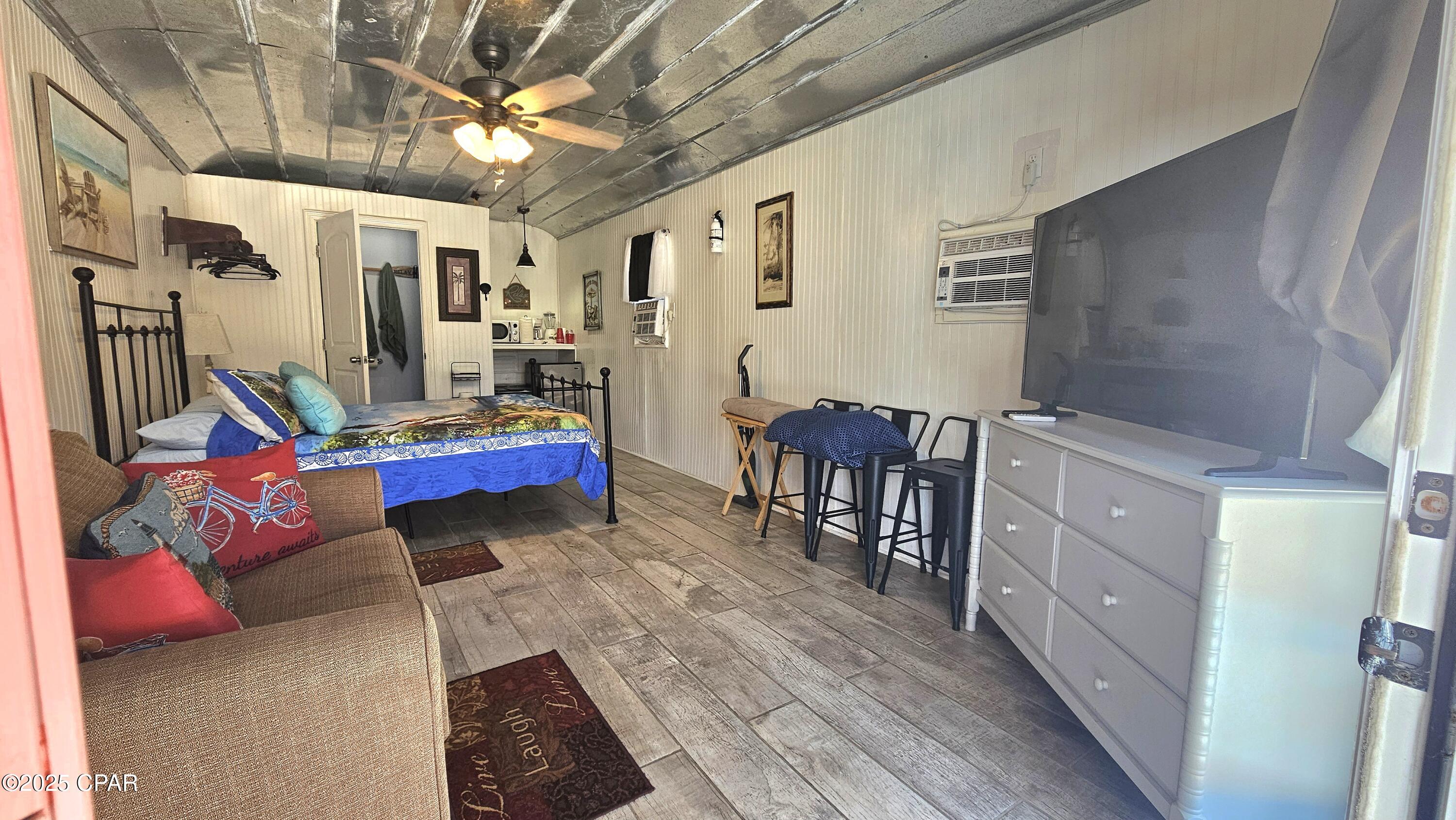 Riviera Beach 1st Add - Residential