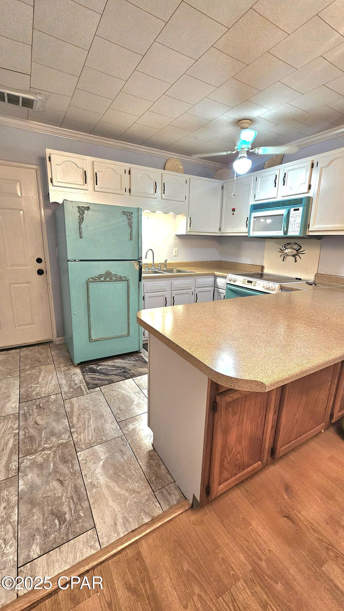 Riviera Beach 1st Add - Residential