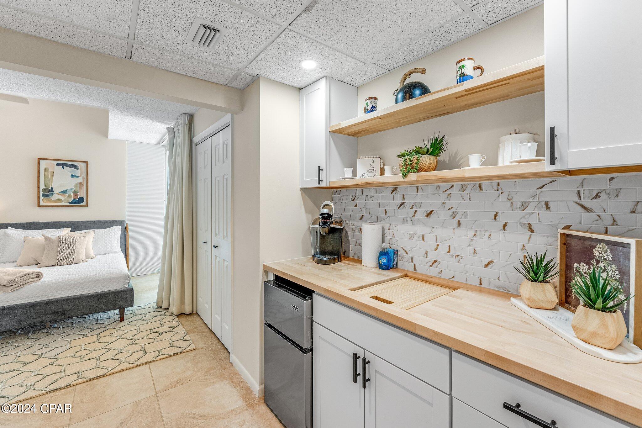 Long Beach Towers I - Residential