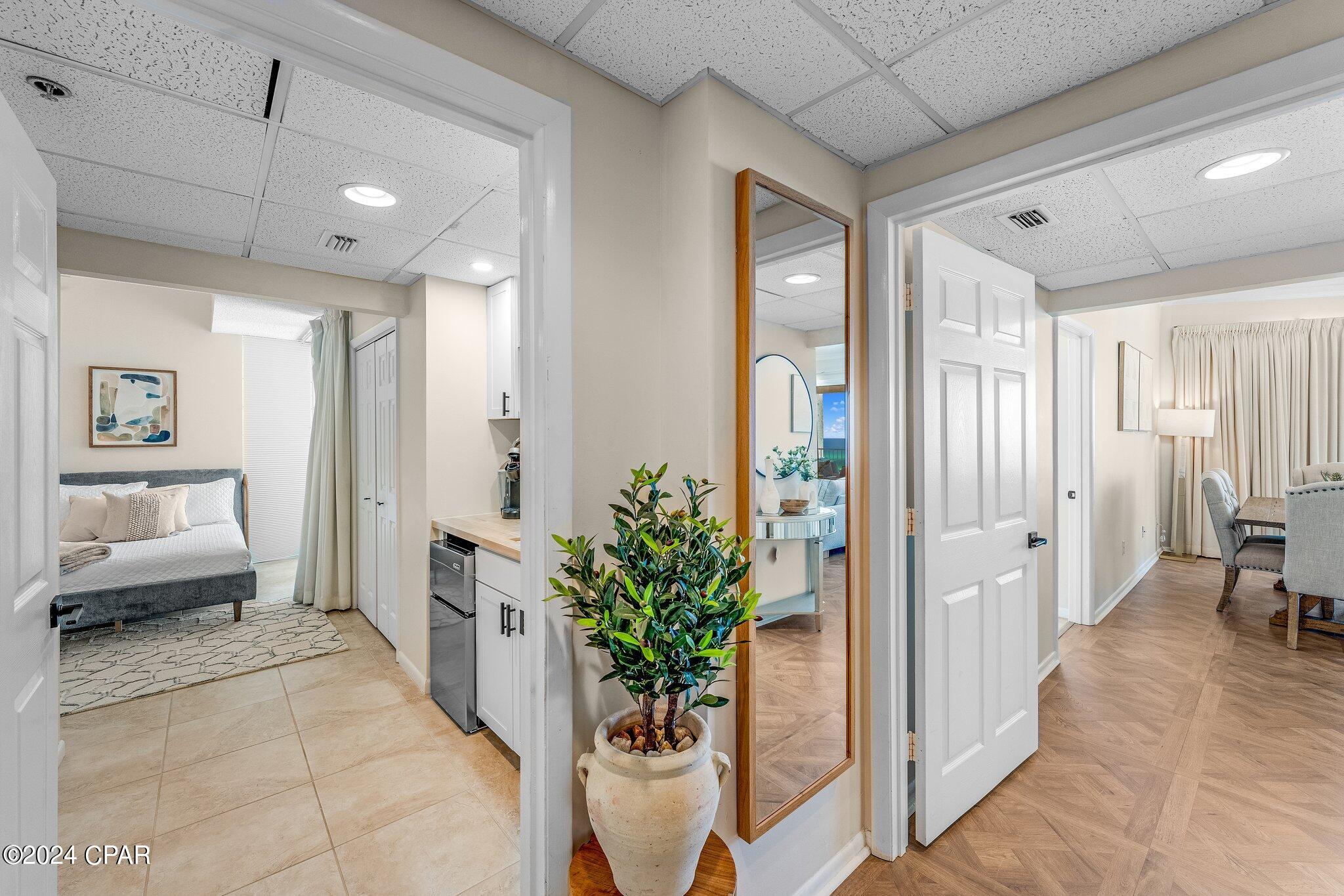 Long Beach Towers I - Residential