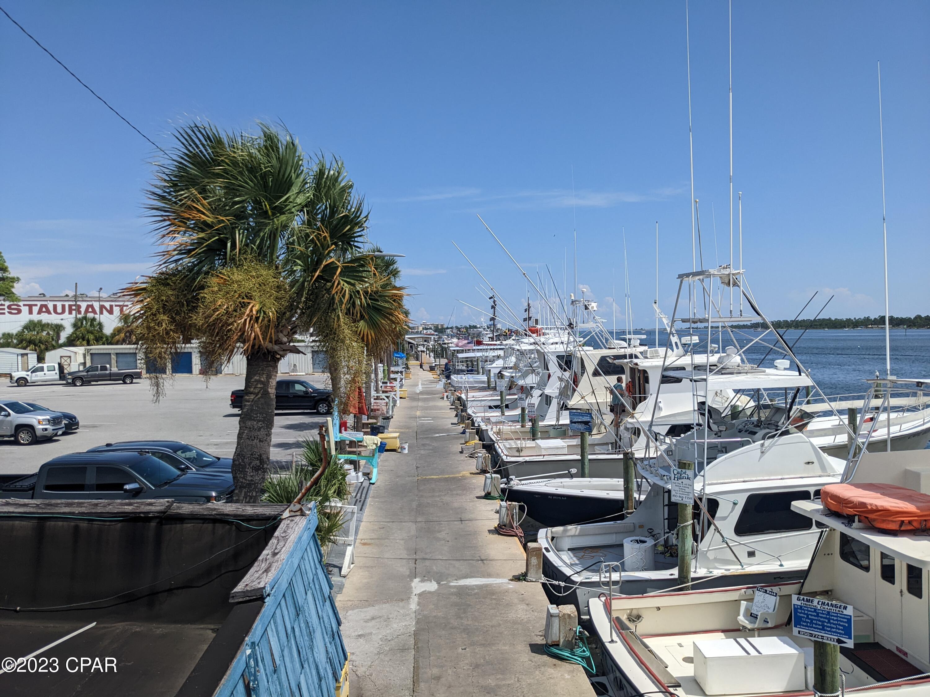 North Lagoon Oaks 7th Add - Residential