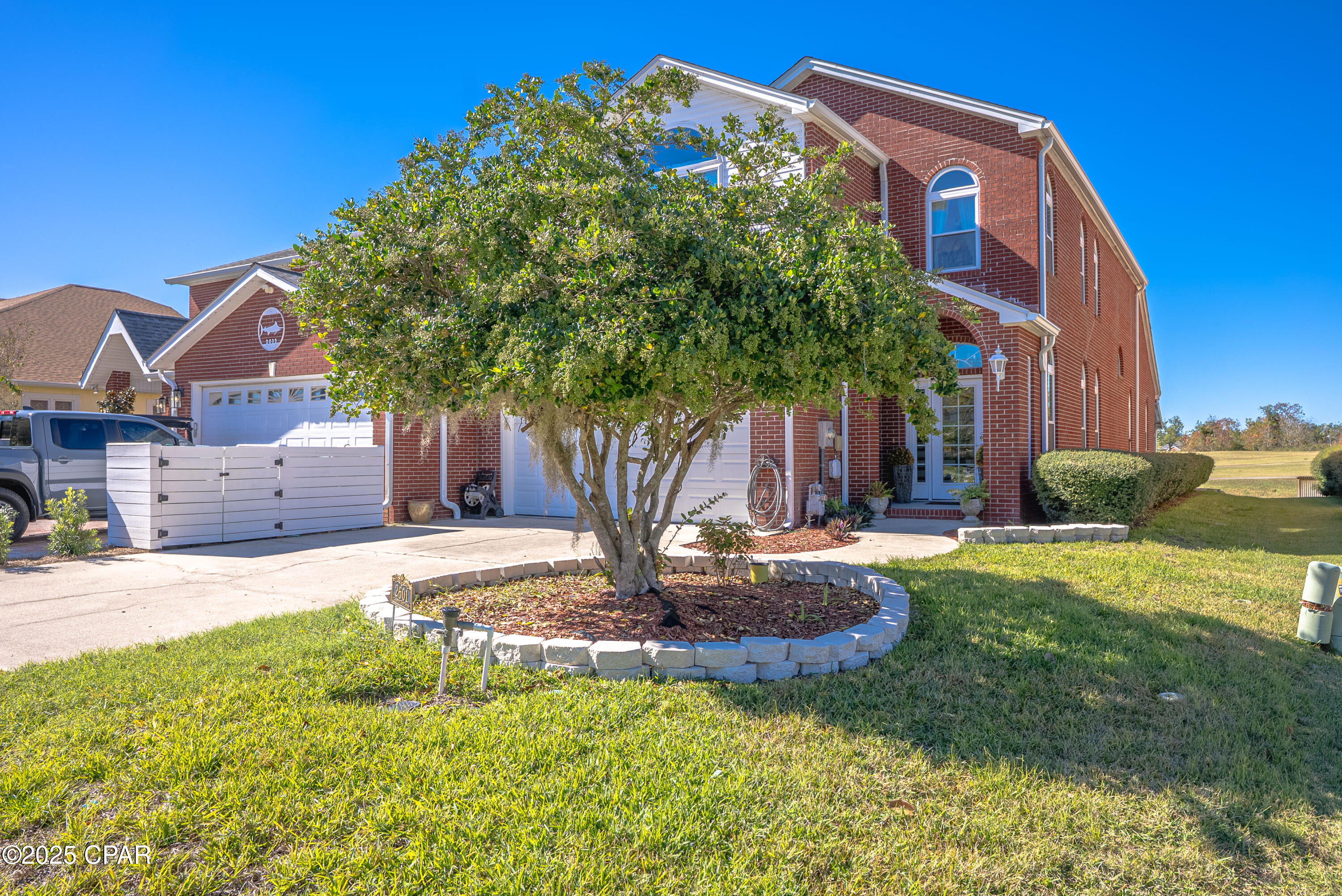 Country Club Harbour Estates - Residential