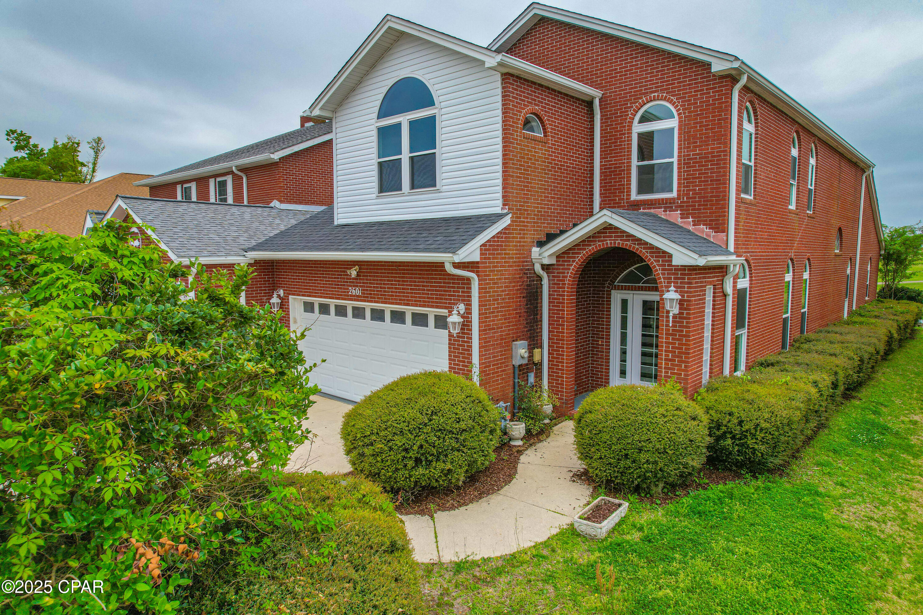 Country Club Harbour Estates - Residential