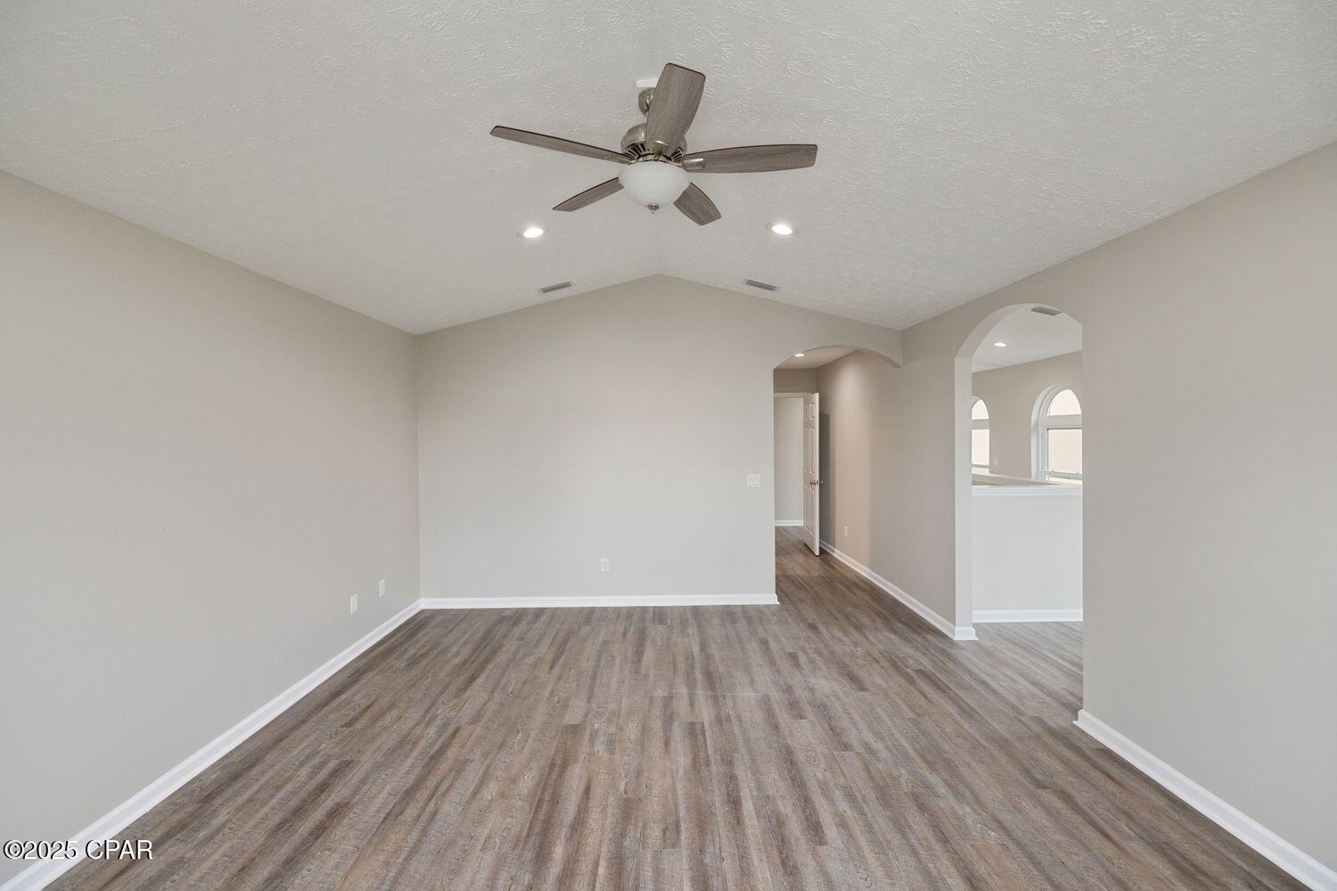 Country Club Harbour Estates - Residential