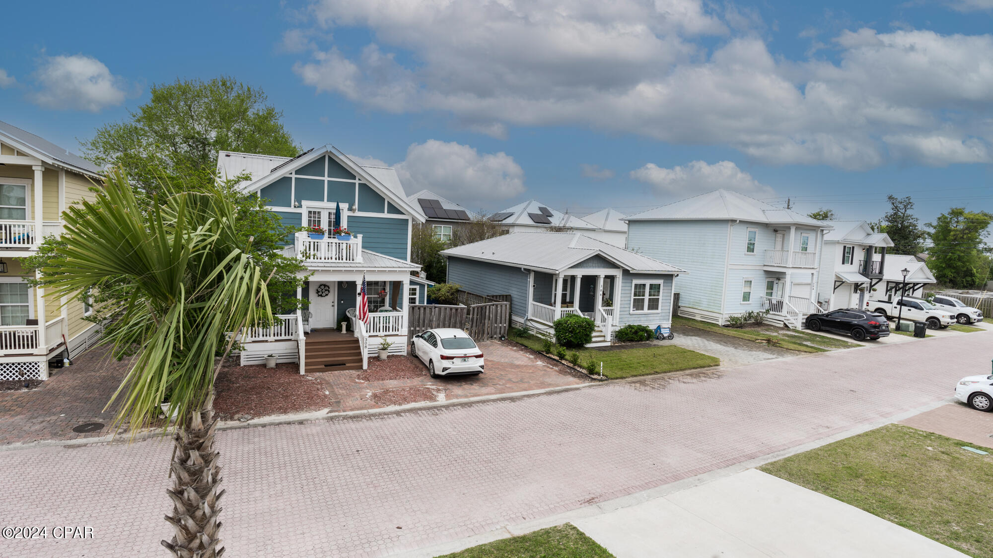 Panama City, Florida 32404, United States, 4 Bedrooms Bedrooms, ,3 BathroomsBathrooms,Residential,Pending,61977