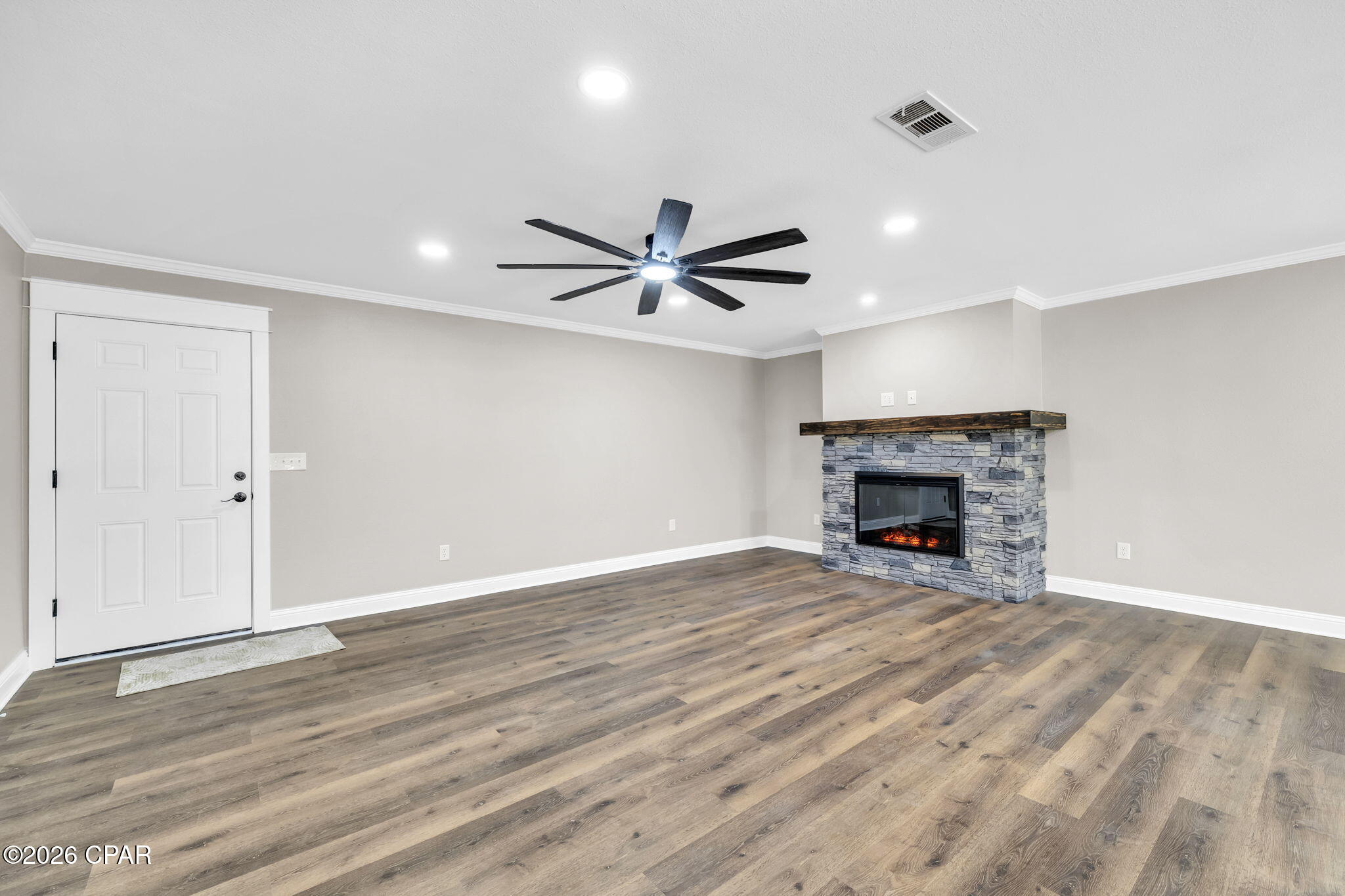 [No Recorded Subdiv] - Residential