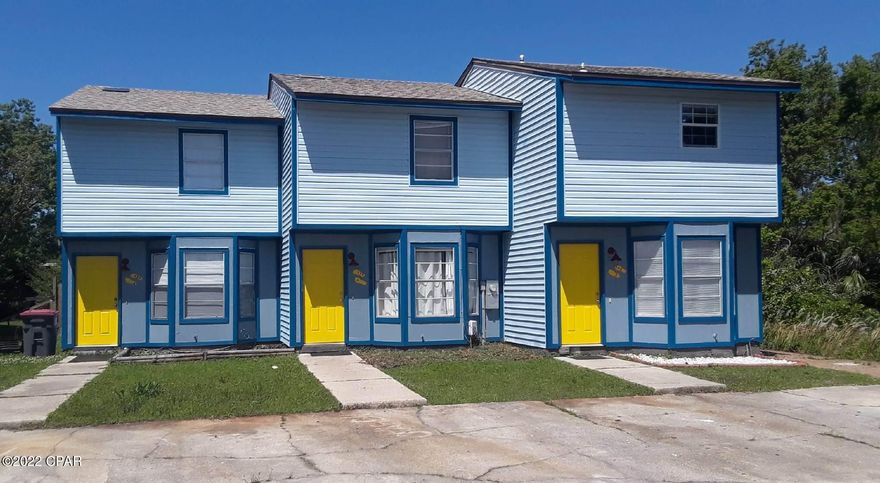 Very nice WATERVIEW townhome across from Callaway Bayou. Included is a full appliance package, LARGE pantry, separate laundry room, and PRIVACY FENCE. Close to Tyndall Air Force Base and the shipyard; convenient location for shopping and restaurants. Two months security deposit and minimum 650 credit score required.

Call Teresa directly 248-762-5980 for immediate response.