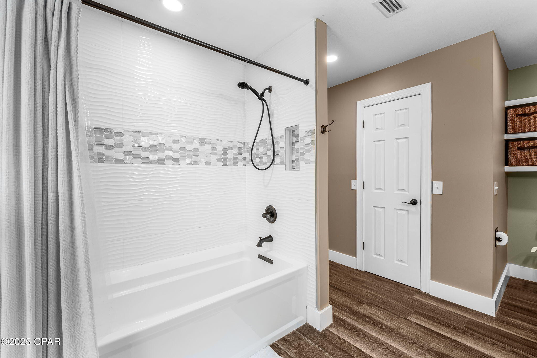 Huntingdon Estates U-1 - Residential