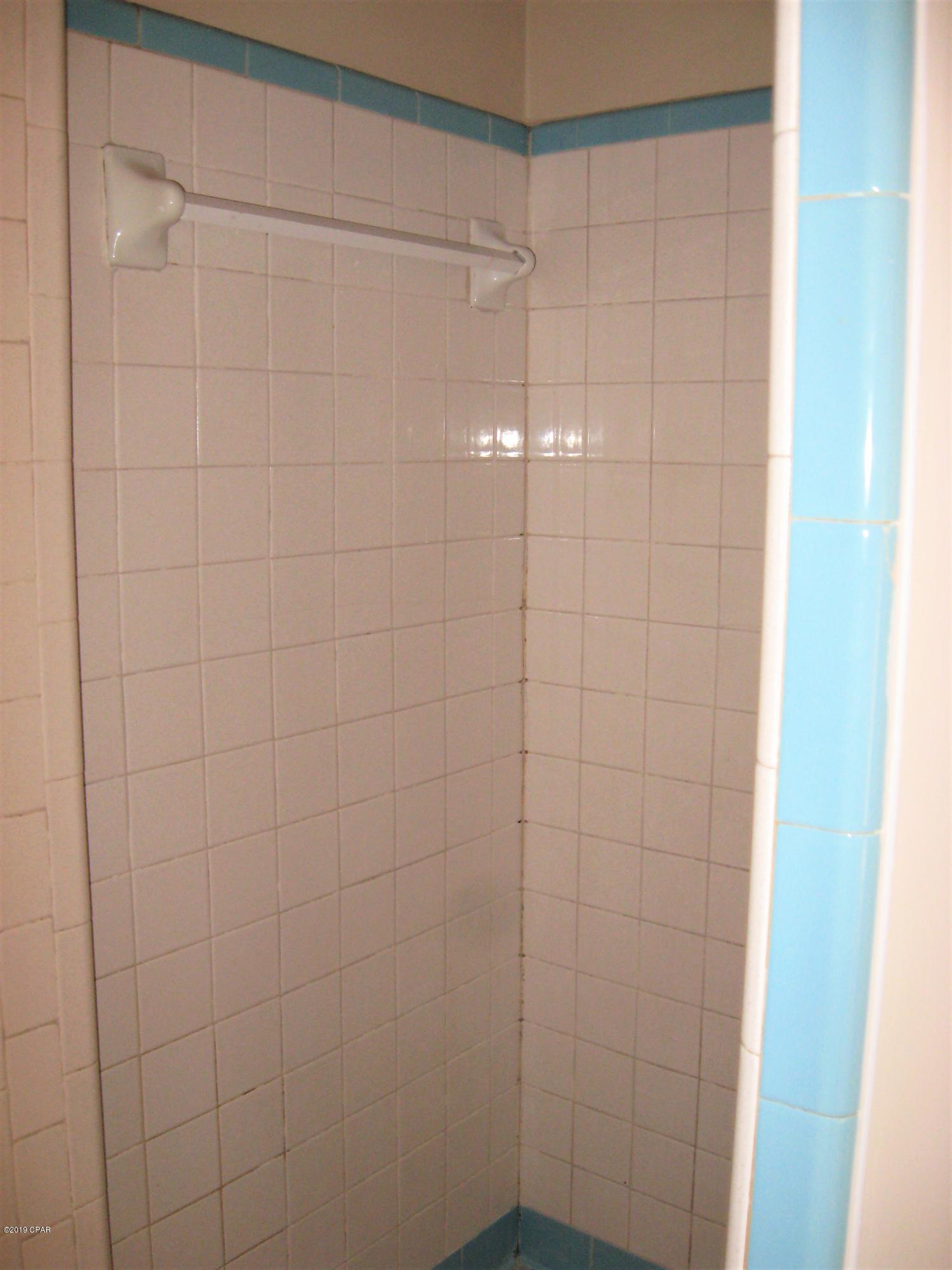 Laguna Beach 5th Add - Residential