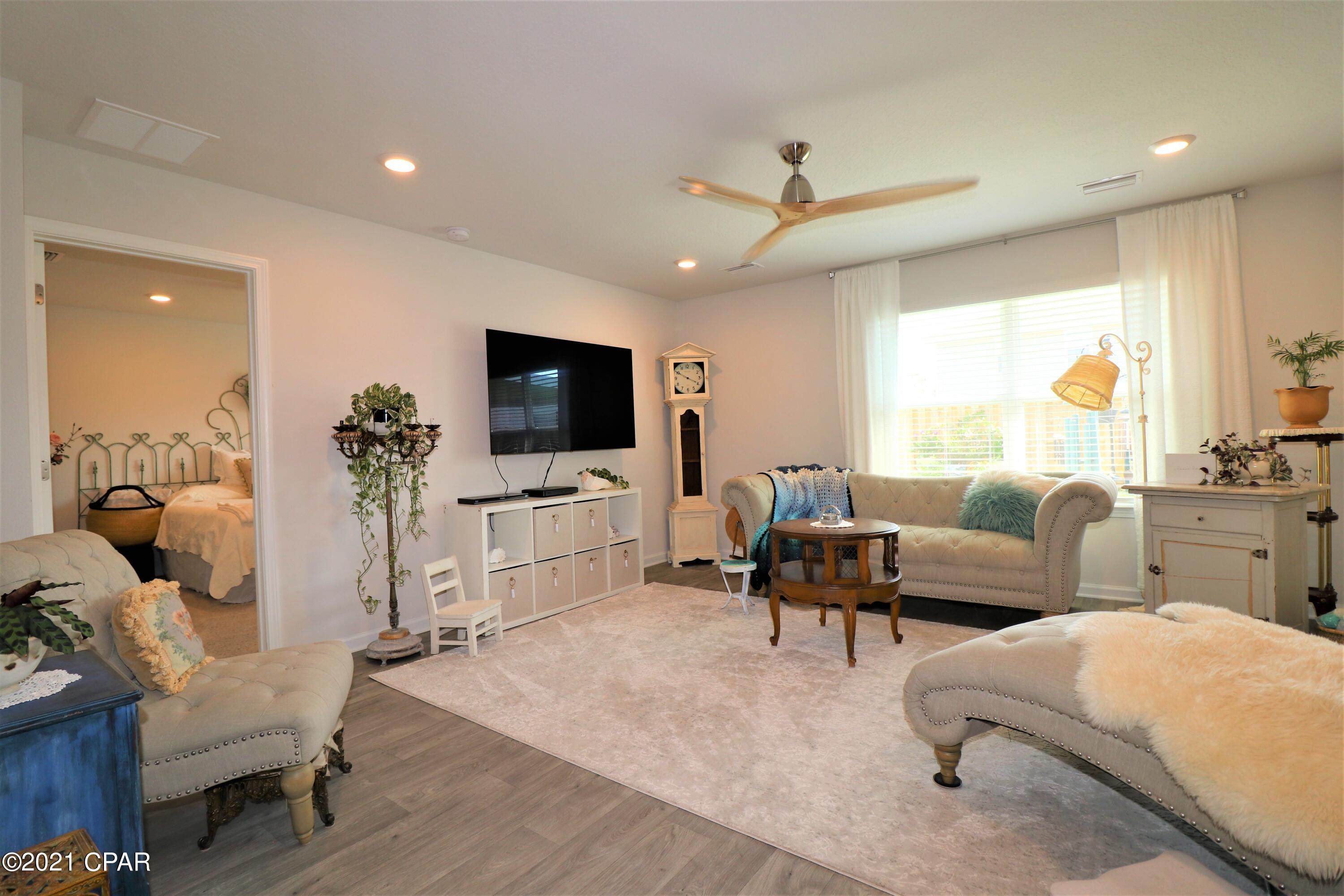 Bridge Harbor - Residential