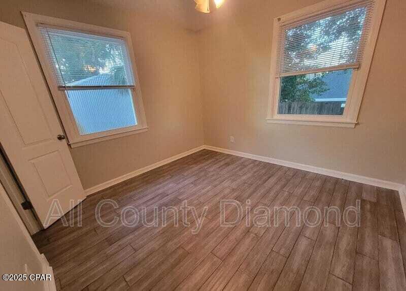 Cove Terrace 3rd Add - Residential Lease