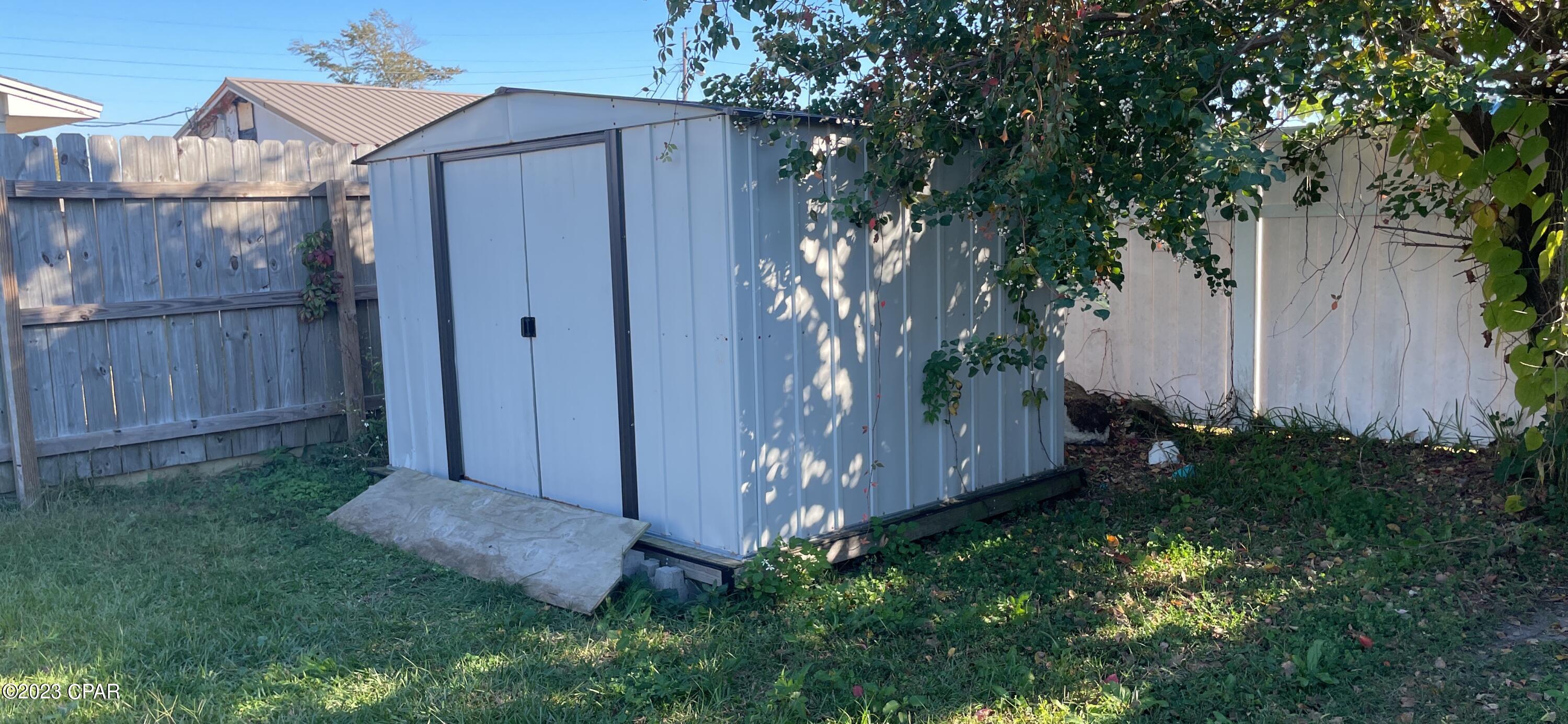 [No Recorded Subdiv] - Residential Lease