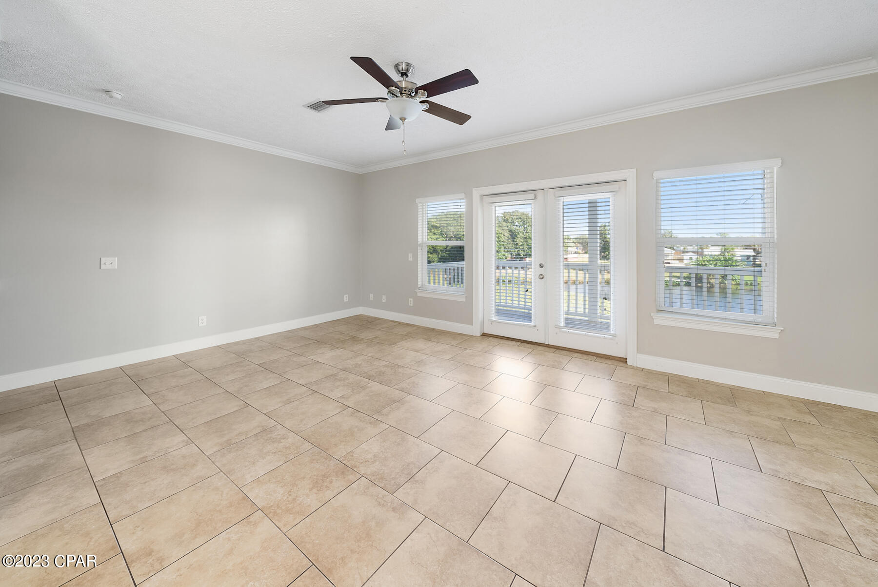 Laguna Beach Estates 9th Add - Residential Lease