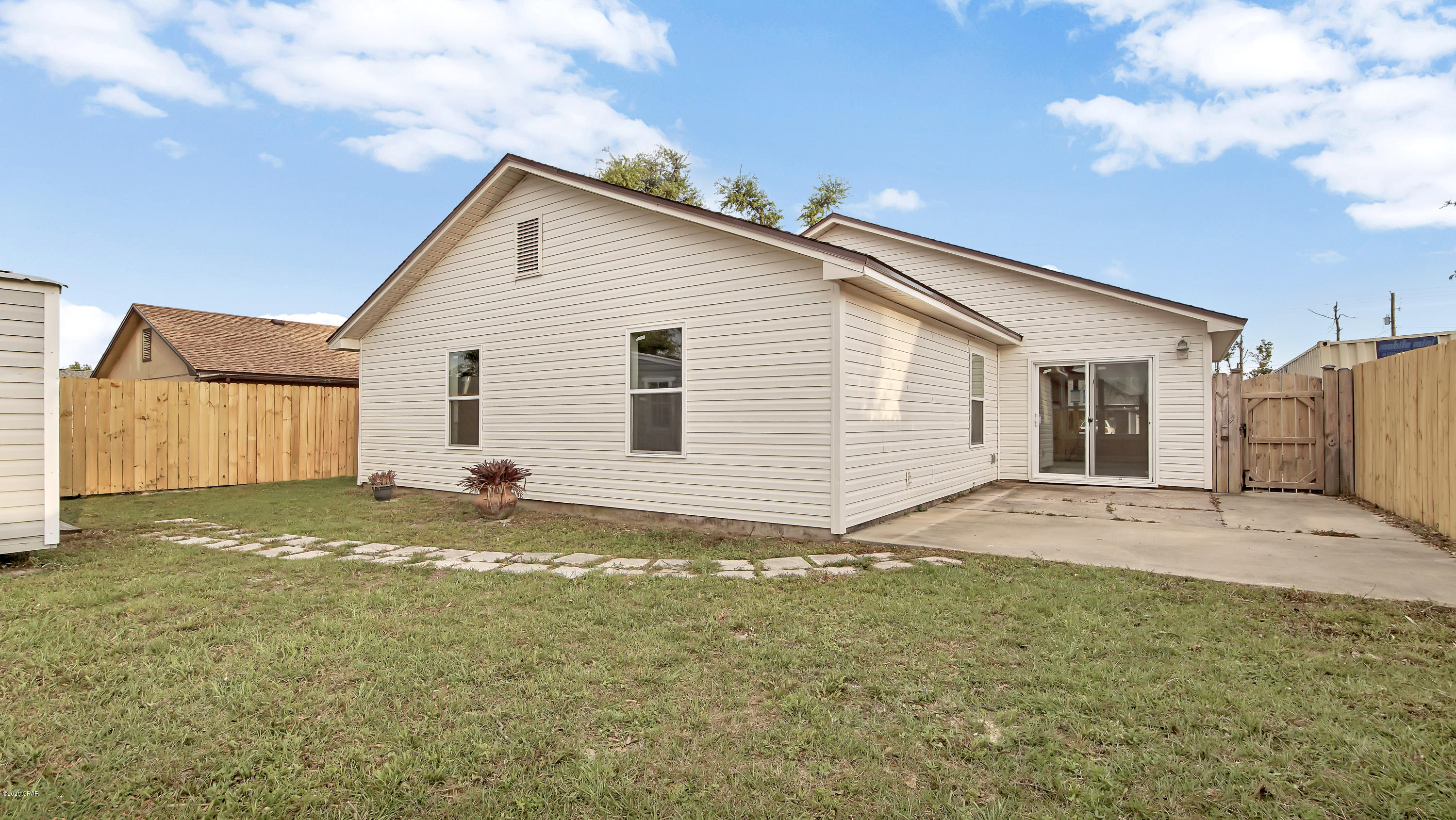 Shadow Bay Unit 1 - Residential