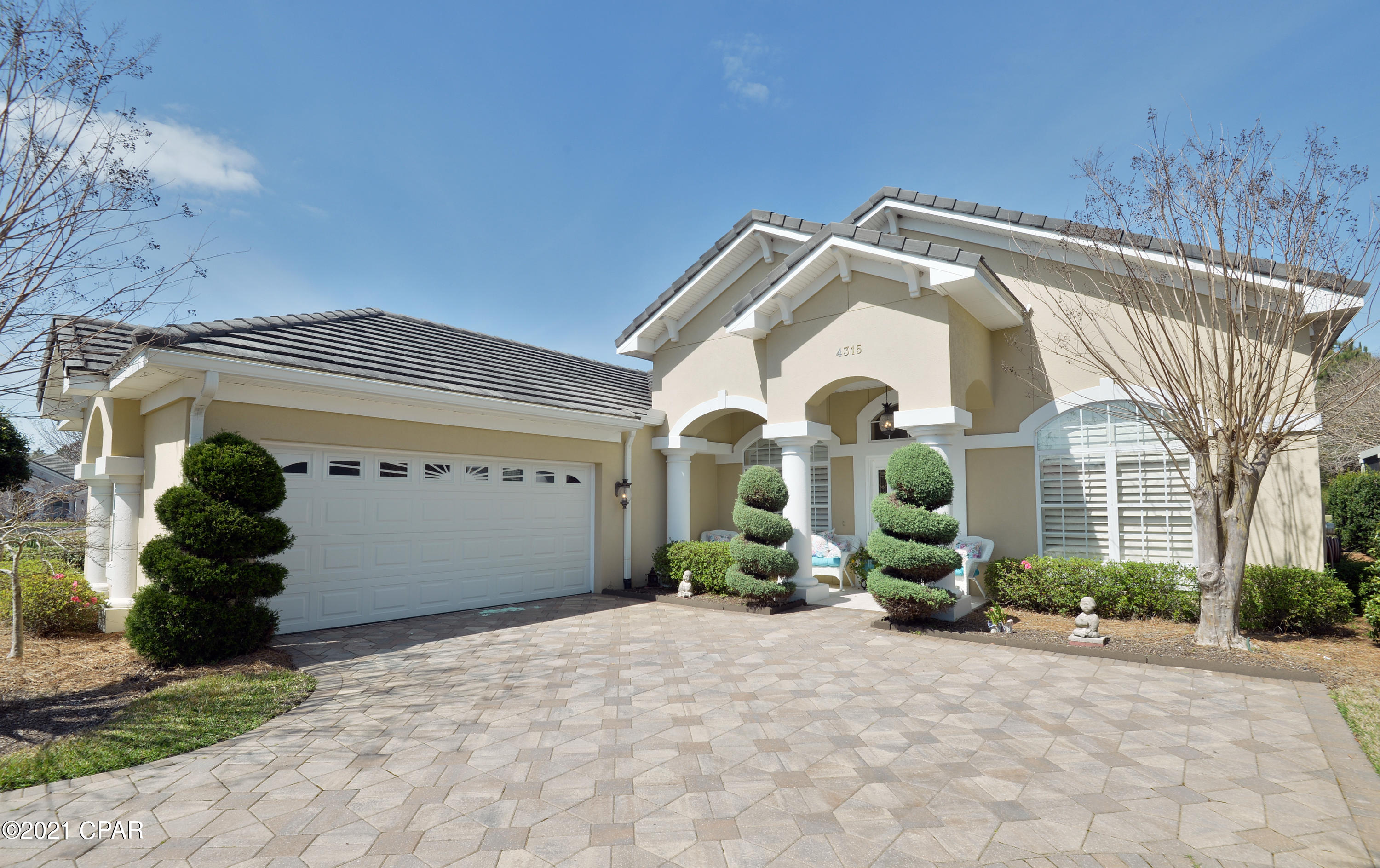 Kelly Plantation - Residential