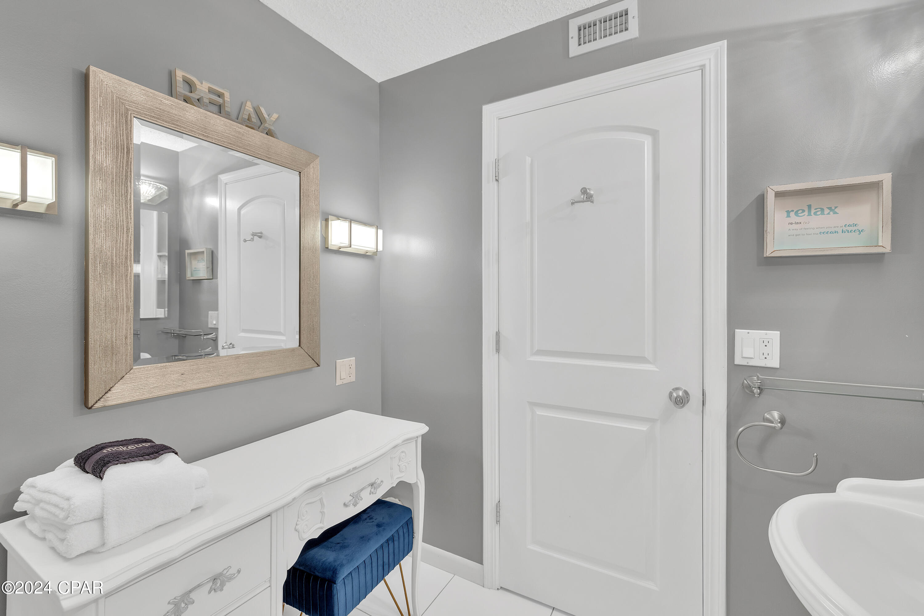 Regency Towers - Residential