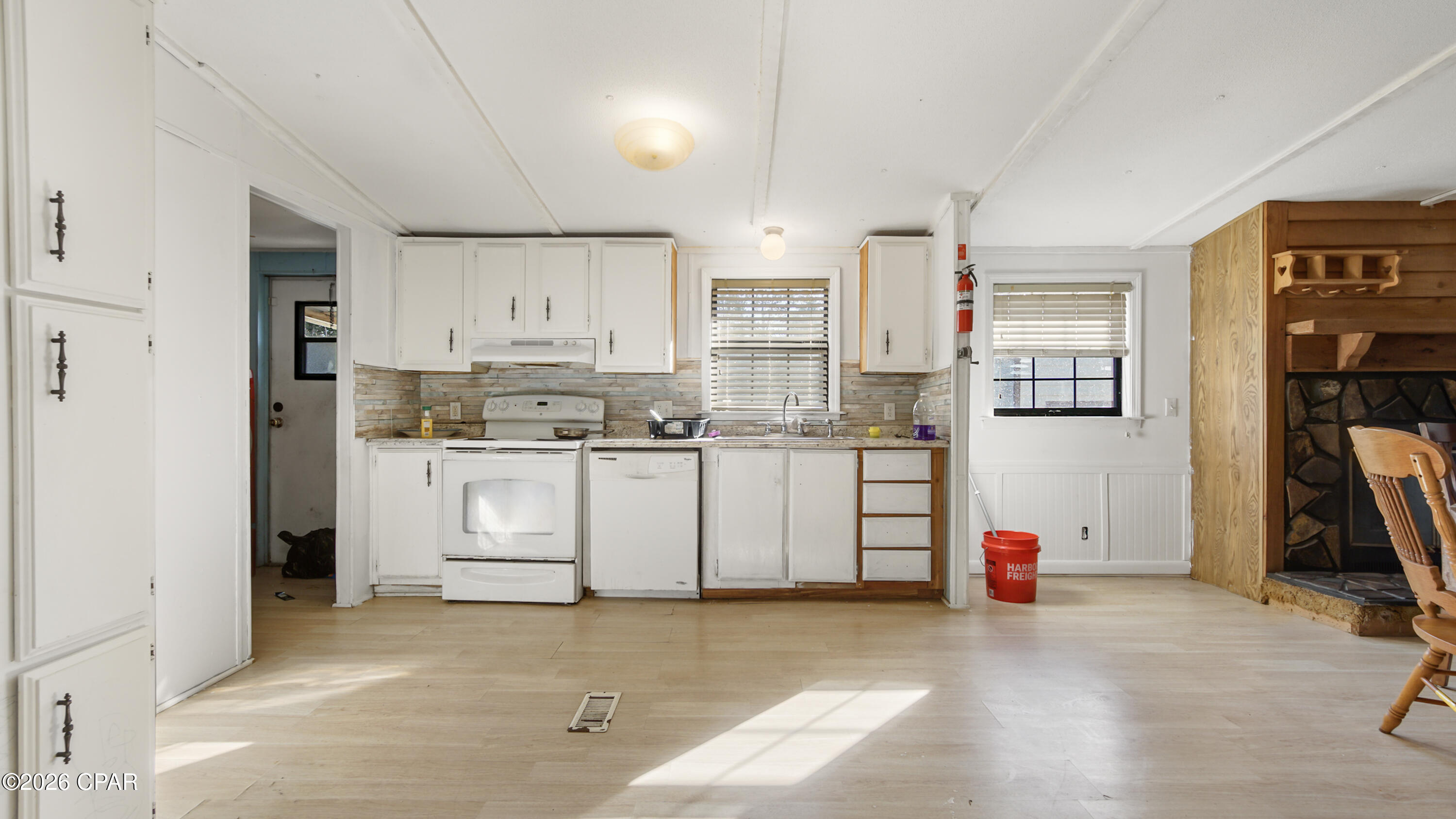 St And Bay Dev Co - Residential