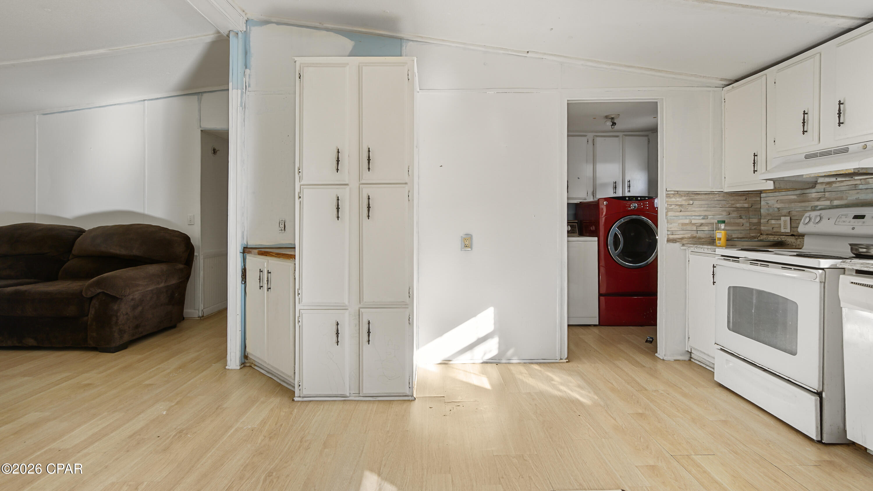 St And Bay Dev Co - Residential