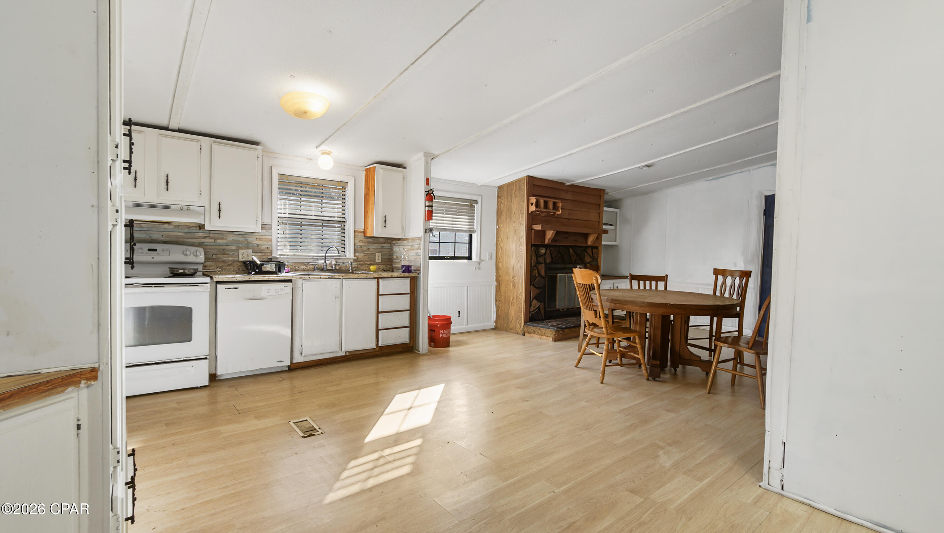 St And Bay Dev Co - Residential