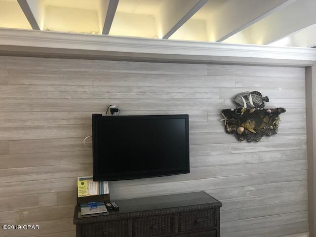 Fontainebleau Terrace - Residential