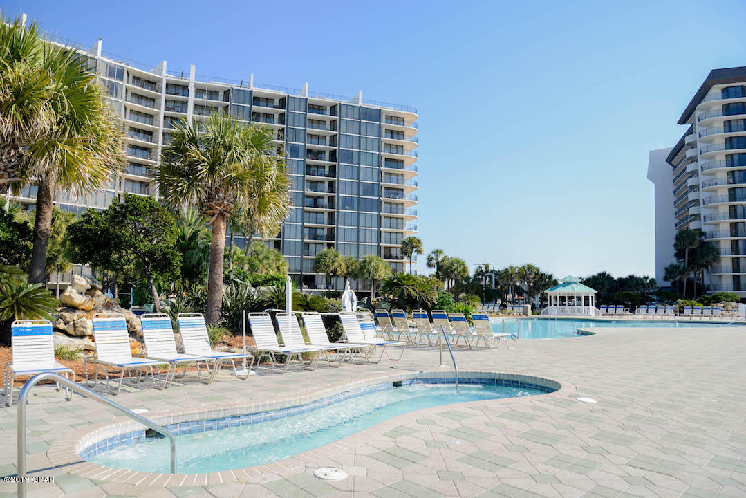 Edgewater Golf Villas 1 - Residential